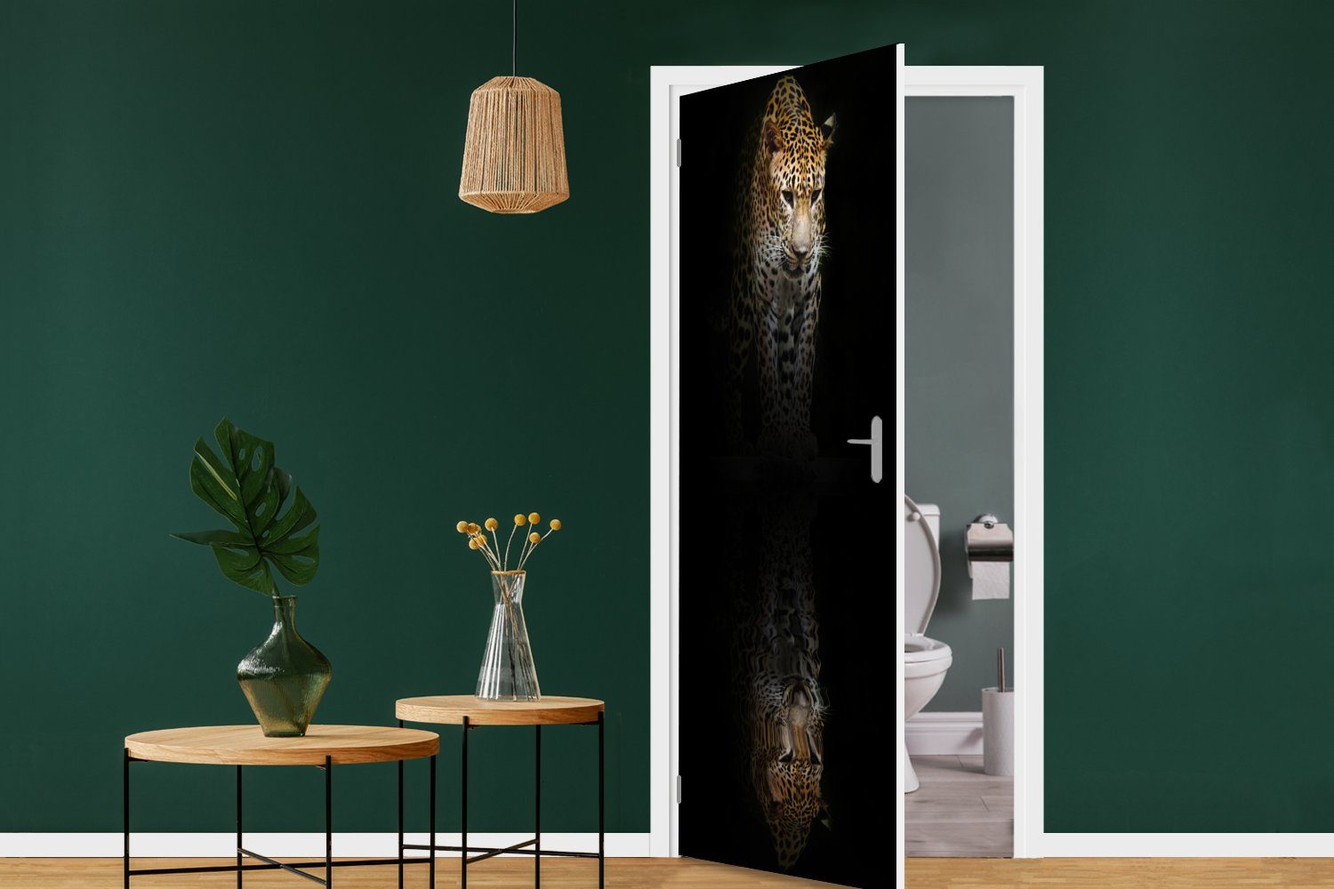 Leopard Reflexion 75x205 Türaufkleber, (1 Fototapete cm für St), Tür, - - Türtapete bedruckt, Matt, Schwarz, MuchoWow
