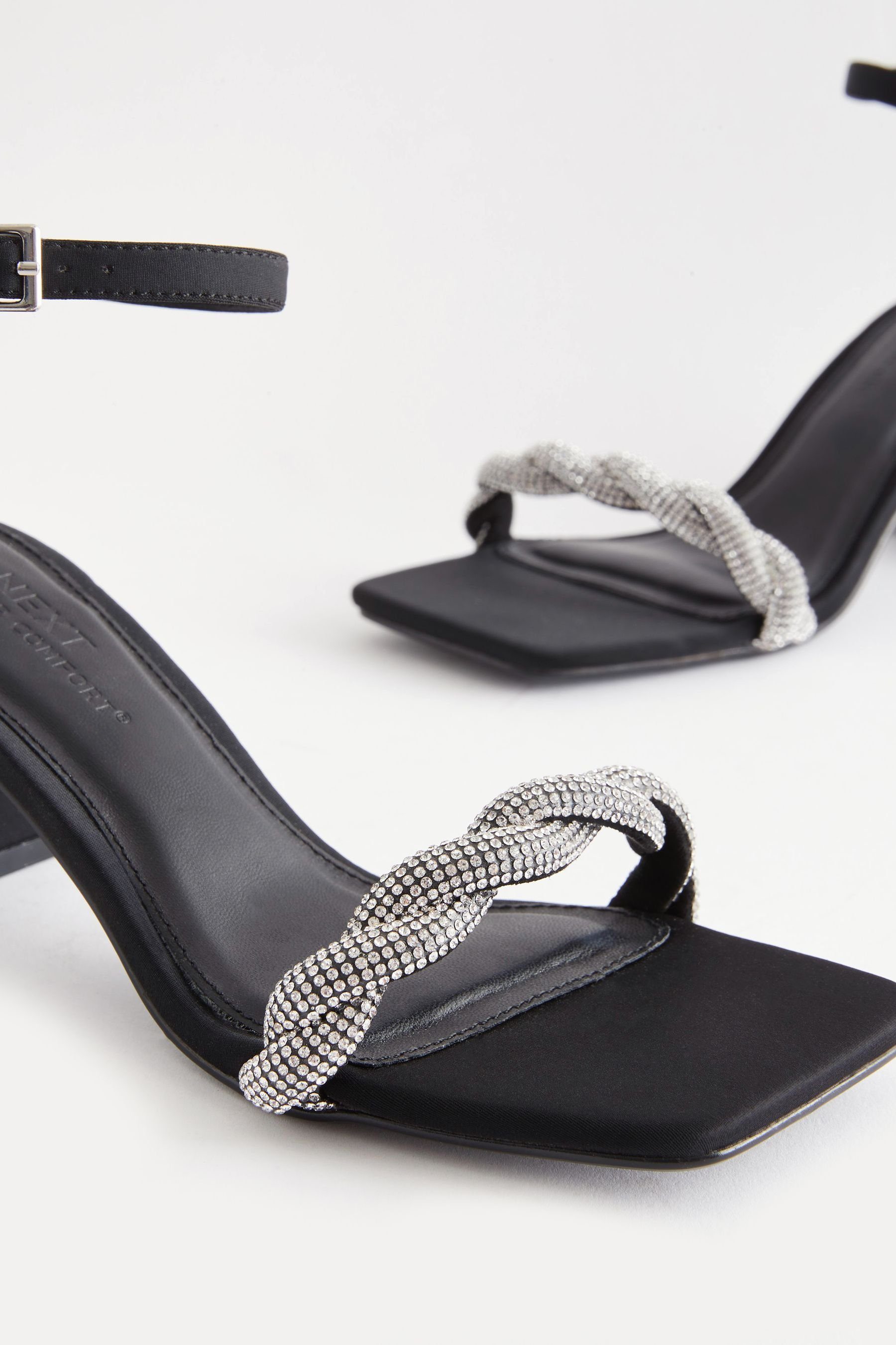 Next (1-tlg) Sandalette mit Forever Blockabsatz Comfort® Sandalen