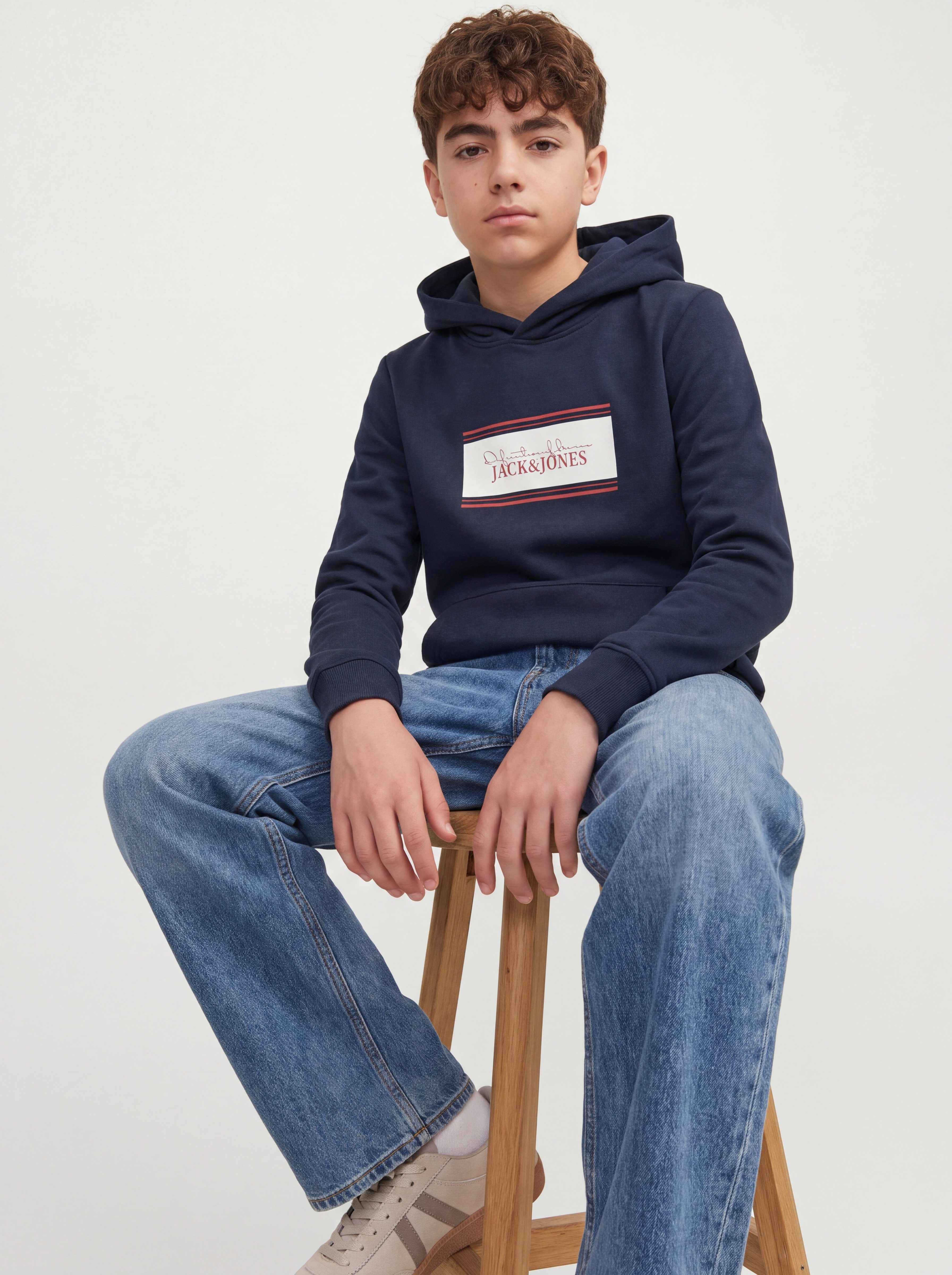 Jack & Jones Junior Kapuzensweatshirt JJBUSTER SWEAT HOOD BTS SN JNR Baumwollmischung, regular fit – Bild 2 von 5