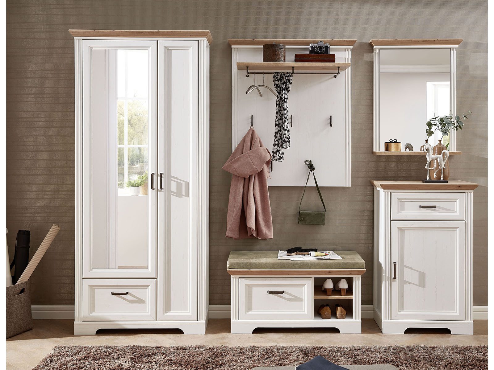 Innostyle Wandspiegel 65 x 83 x 15 cm (B/H/T)