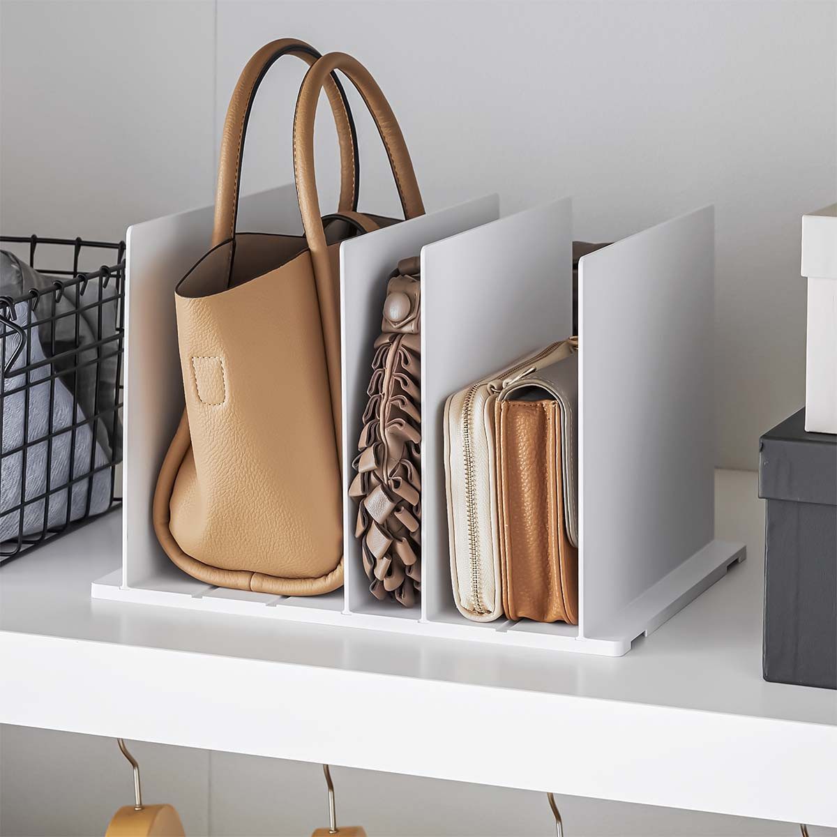 Yamazaki Taschenorganizer Smart Taschen-Aufbewahrung Organizer für Kleiderschrank 31x21x24cm (2-tlg., 2er Pack), verstellbare Trennwände zur Organisation im Schrank
