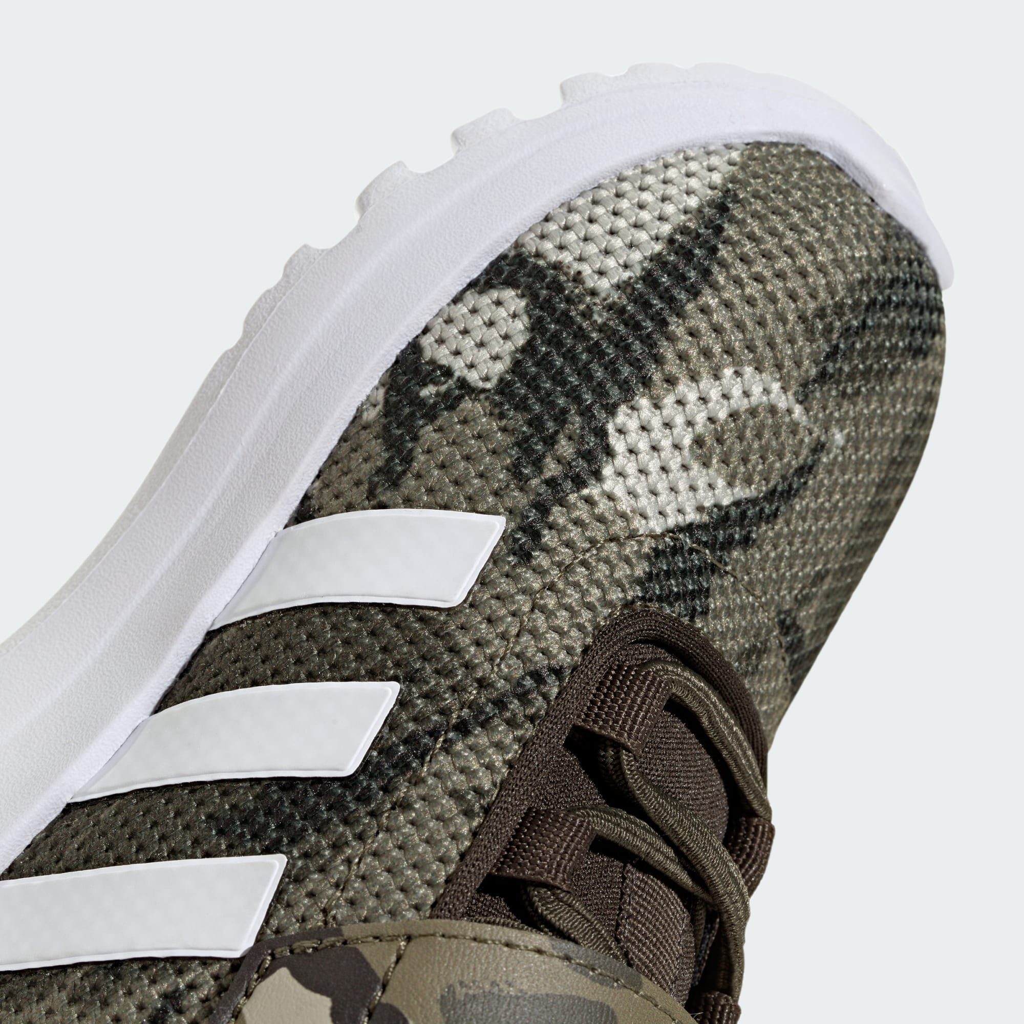 White Sneaker SCHUH / Cloud Strata Olive / Olive Shadow Sportswear adidas KIDS RACER TR23