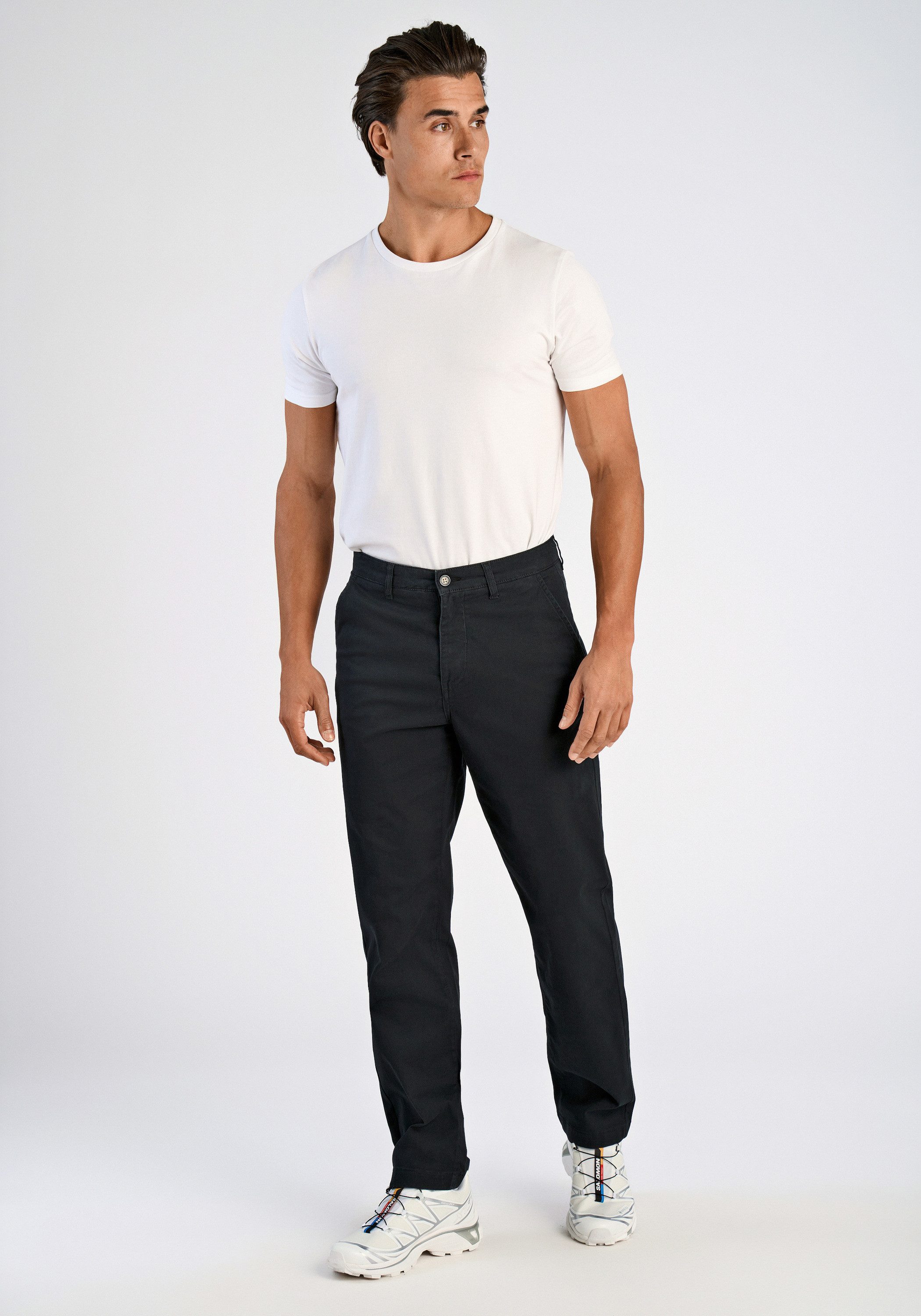 LINDBERGH Chinos Chinos Relaxed Loose Fit – Bild 5 von 5