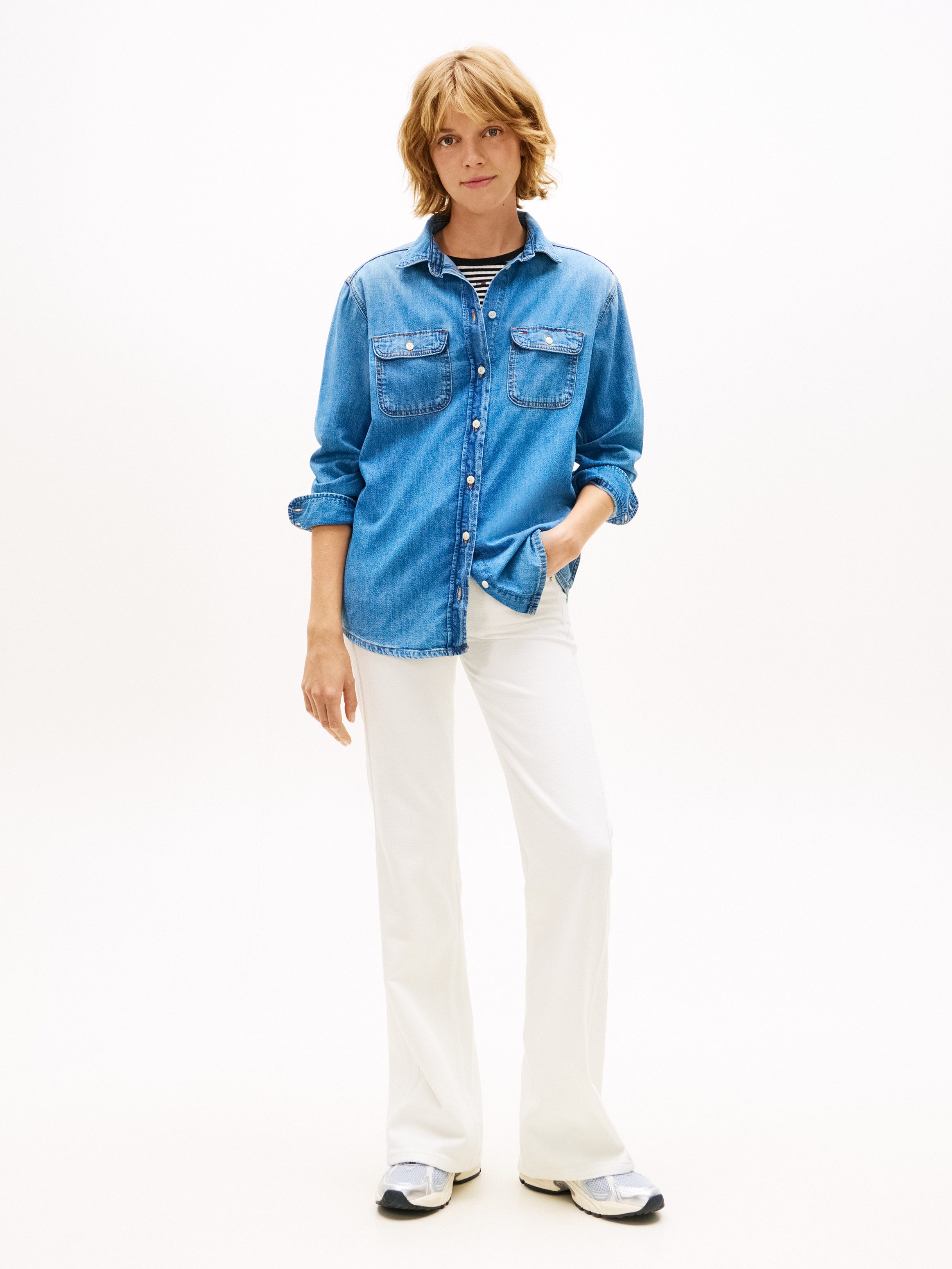Tommy Jeans Langarmshirt RELAXED DENIM SHIRT EXT BJ8037 mit dem klassischen Hemdschnitt