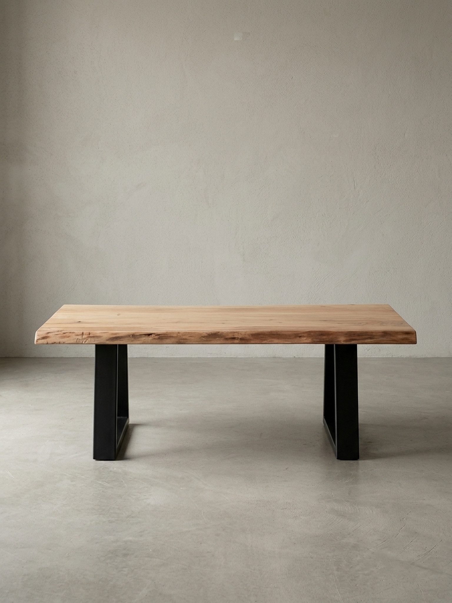KADIMA DESIGN Couchtisch Couchtisch GAYA aus Massivholz Akazie (Beistelltisch im Landhausstil), Baumstamm Wohnzimmertisch 115 x 40 x 60 cm