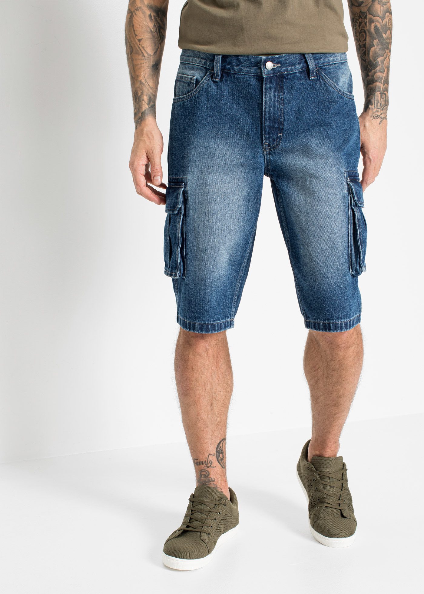 bonprix Bermudas aus Baumwolle und Elasthan, Relaxed Fit, Cargo-Jeans-Design