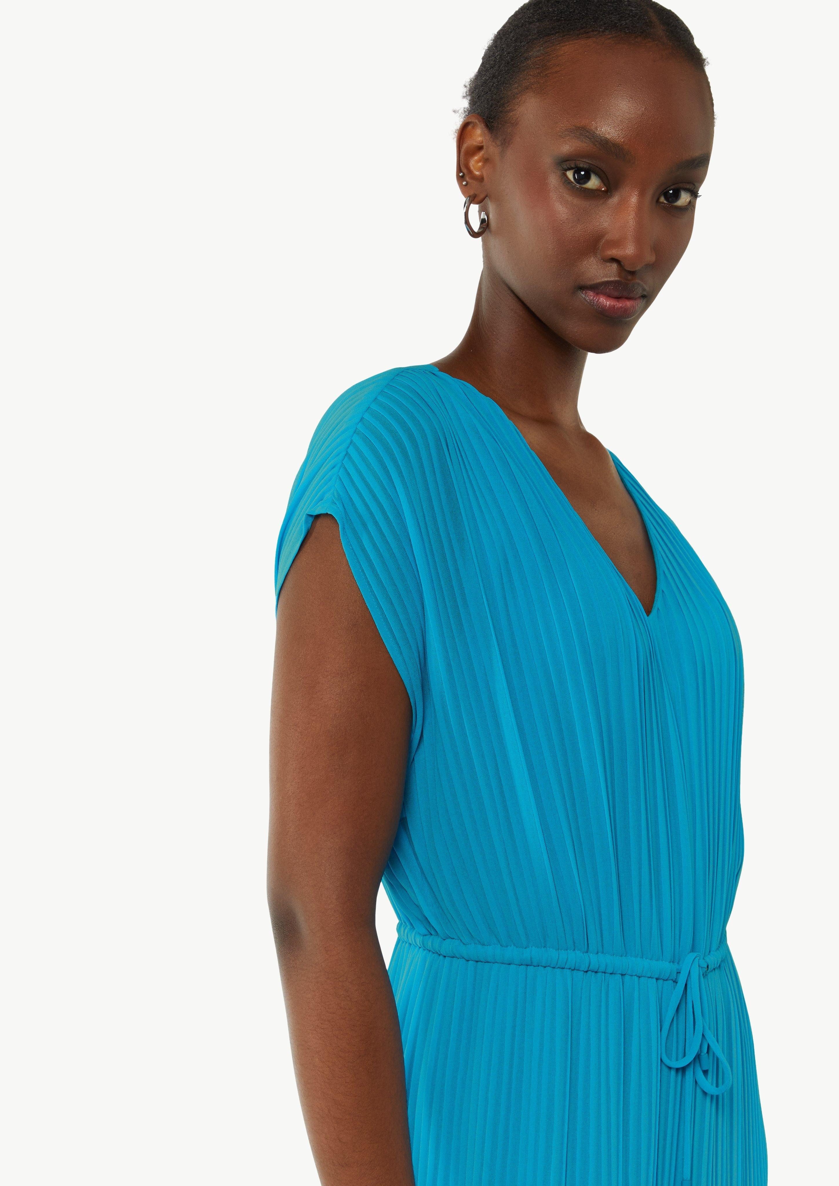 Comma Overall Plissee-Jumpsuit mit V-Ausschnitt günstig online kaufen