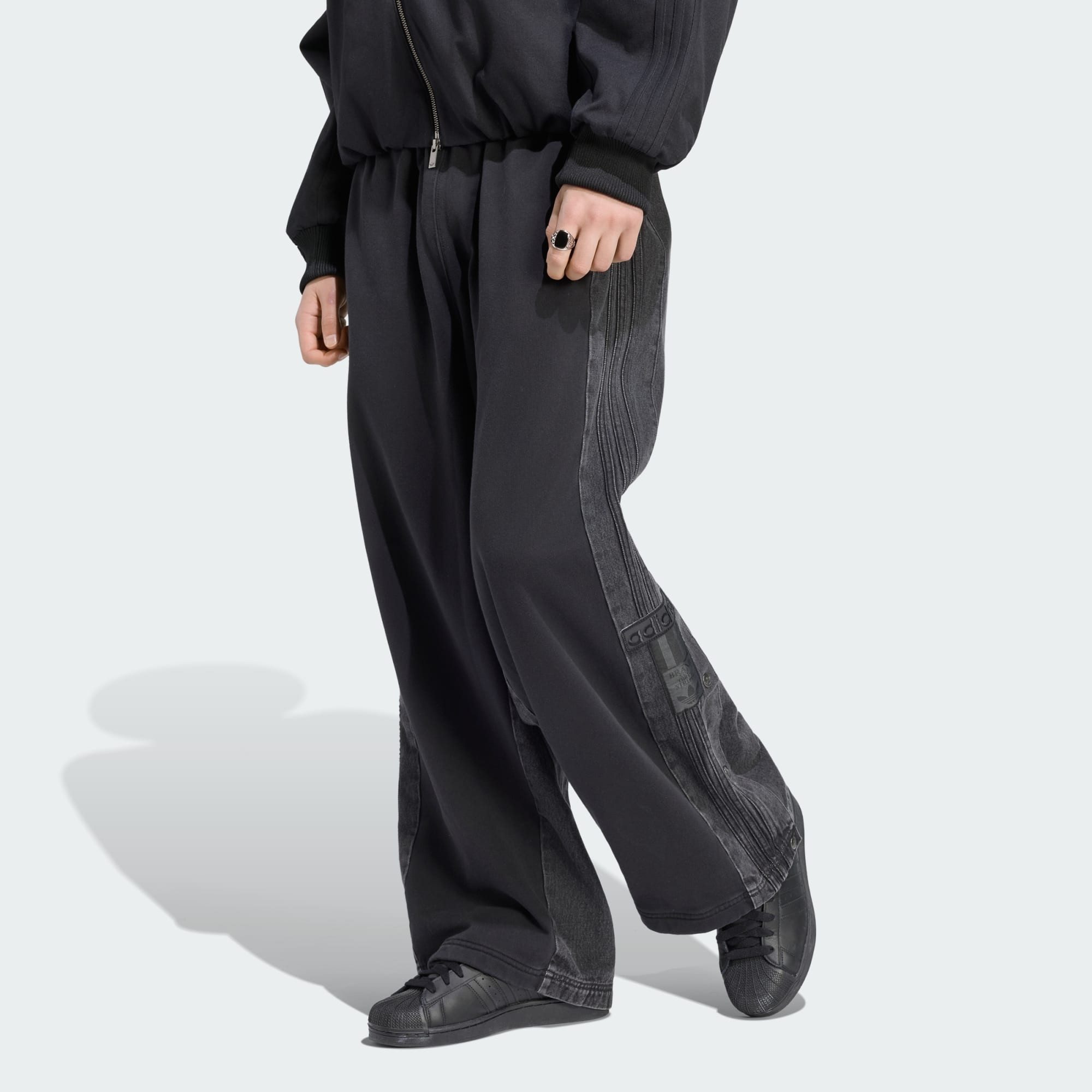 adidas Originals Trainingshose ADIBREAK HOSE, Ansicht 1