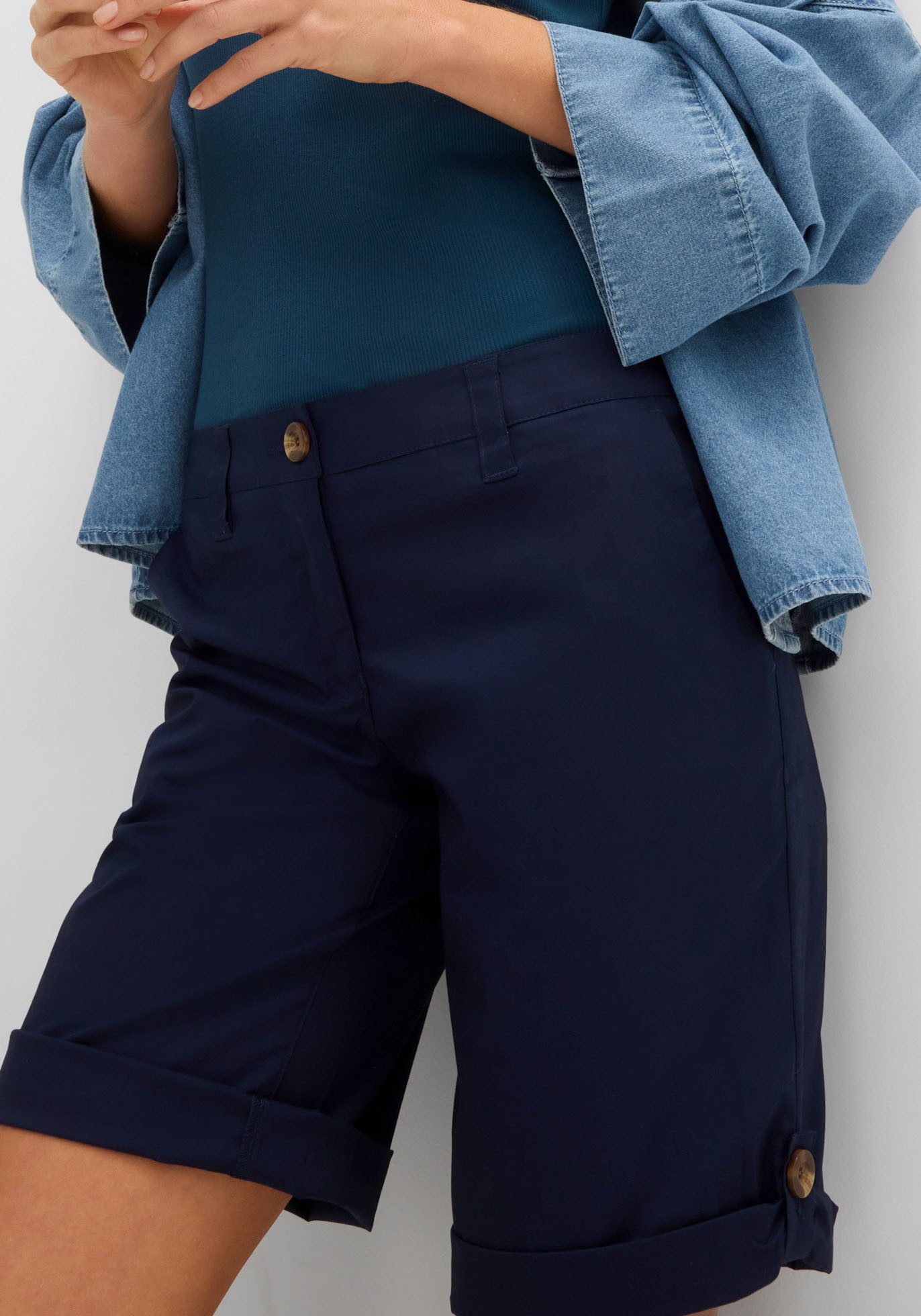 bonprix Bermudas mit krempelbaren Beinen, Regular Fit – Bild 4 von 5