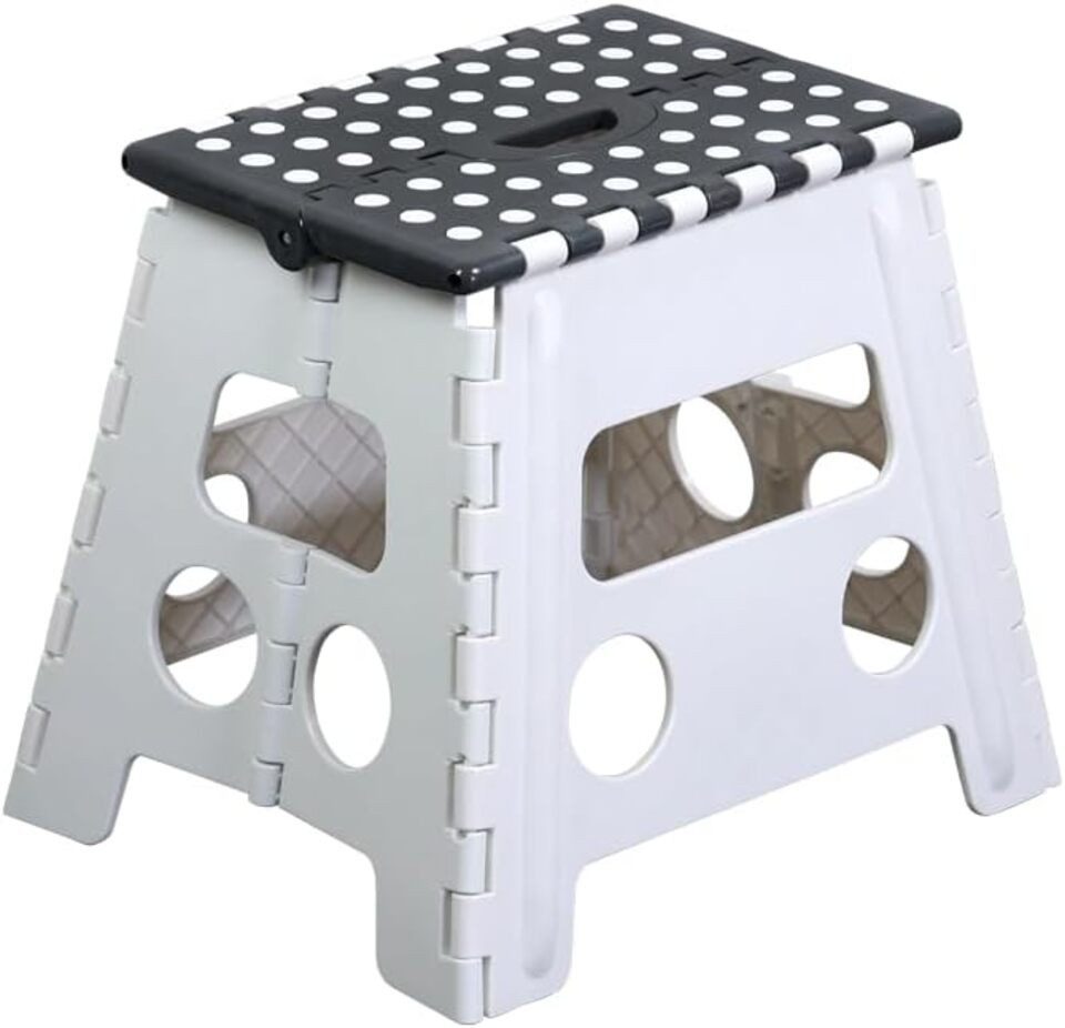 Klapptritt Klapphocker, Maße: 36,5 x 30 x 32 cm, Trittfläche: 29 x 22 cm