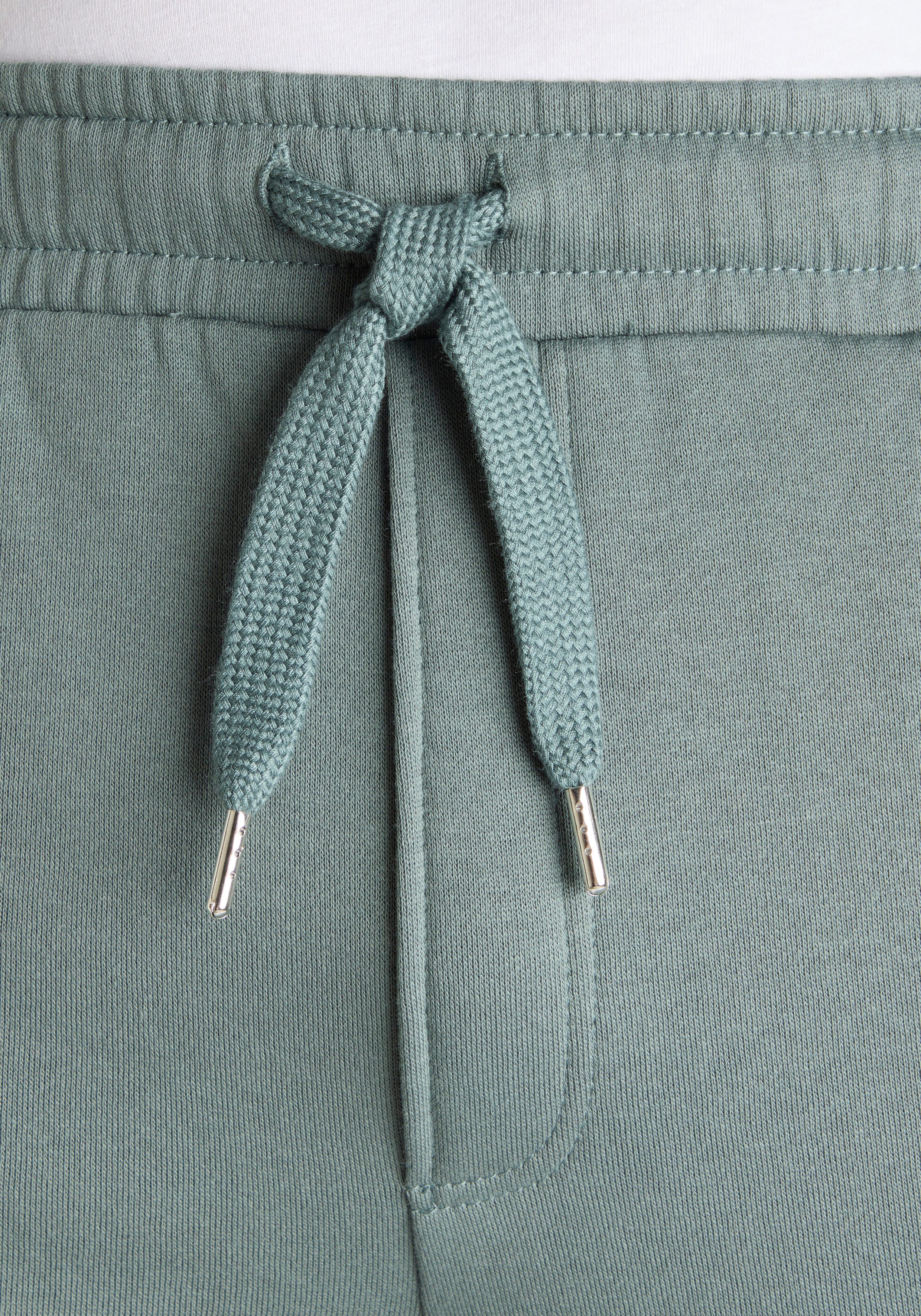 John Devin Sweatshorts - kurze Hose aus innen angerauter Sweatware mit breiter Kordel und seitlichen Taschen – Bild 5 von 5