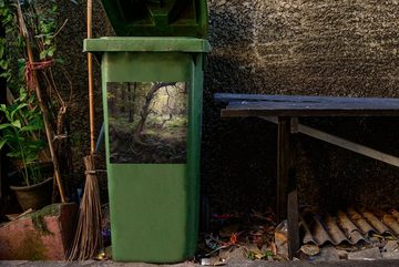 MuchoWow Wandsticker Waldtier - Hirsch - Sonne (1 St), Mülleimer-aufkleber, Mülltonne, Sticker, Container, Abfalbehälter