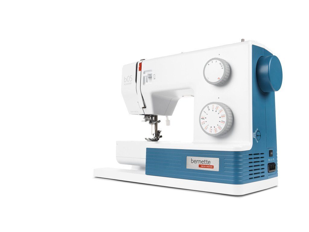 Bernina Nähmaschine Bernette 05 Academy