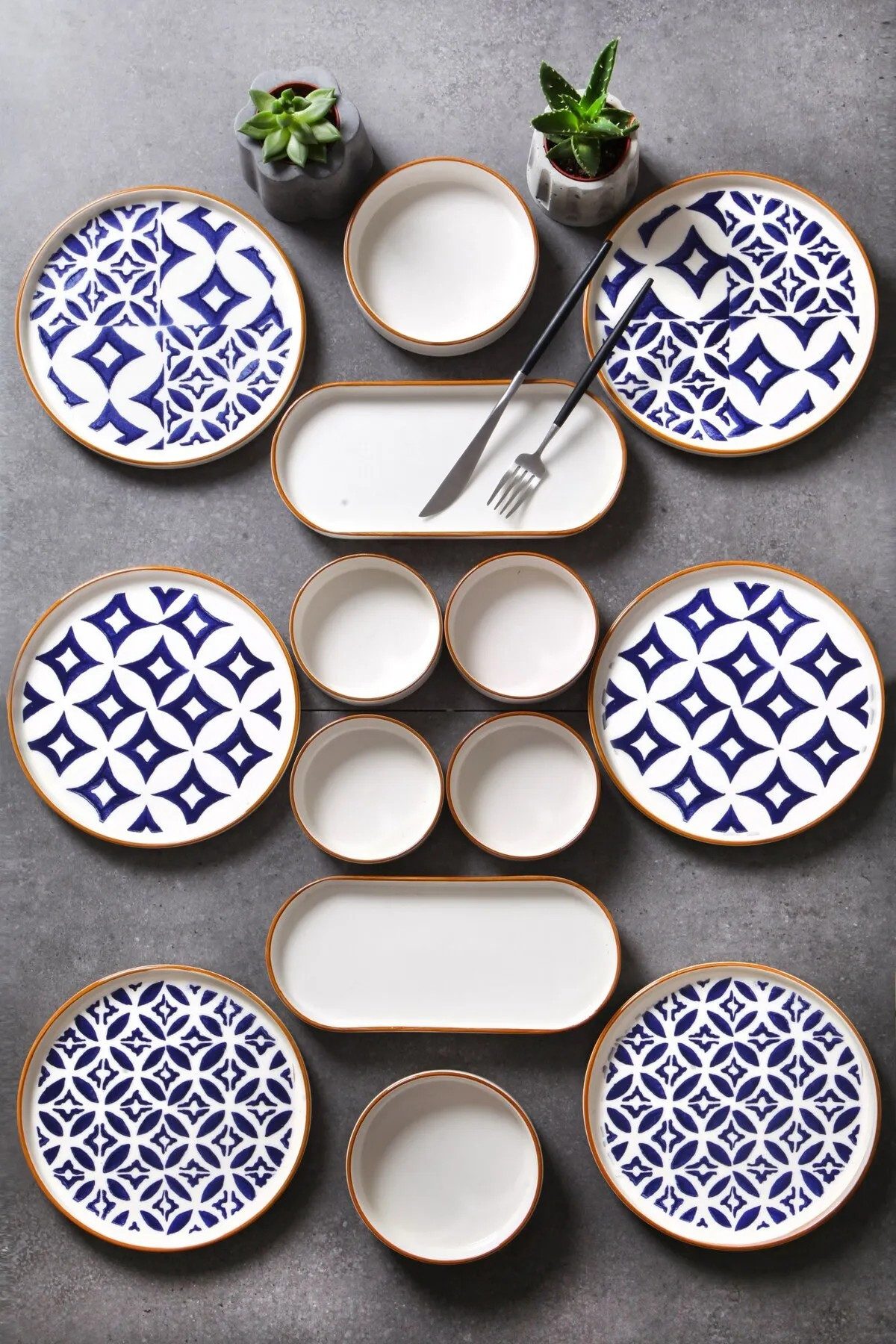 Hermia Concept Frühstücks-Geschirrset 6 Tellern, 2 Platten und 6 Schüsseln Dieses Set 100 % Keramik (14-tlg), 6 Personen, Keramik, Steinzeug, spülmaschinenfest und mikrowellengeeignet