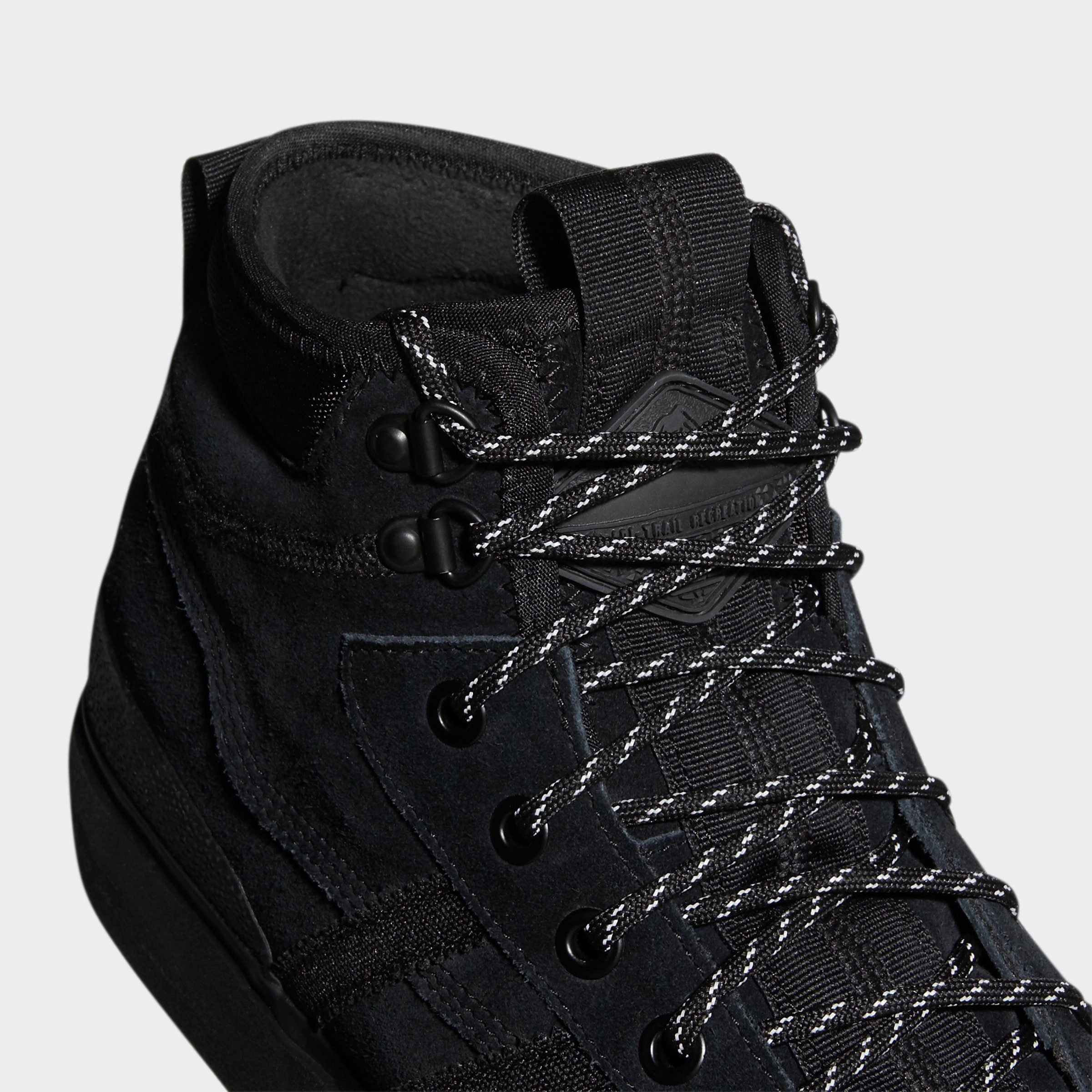 adidas Originals AKANDO ATR Sneaker