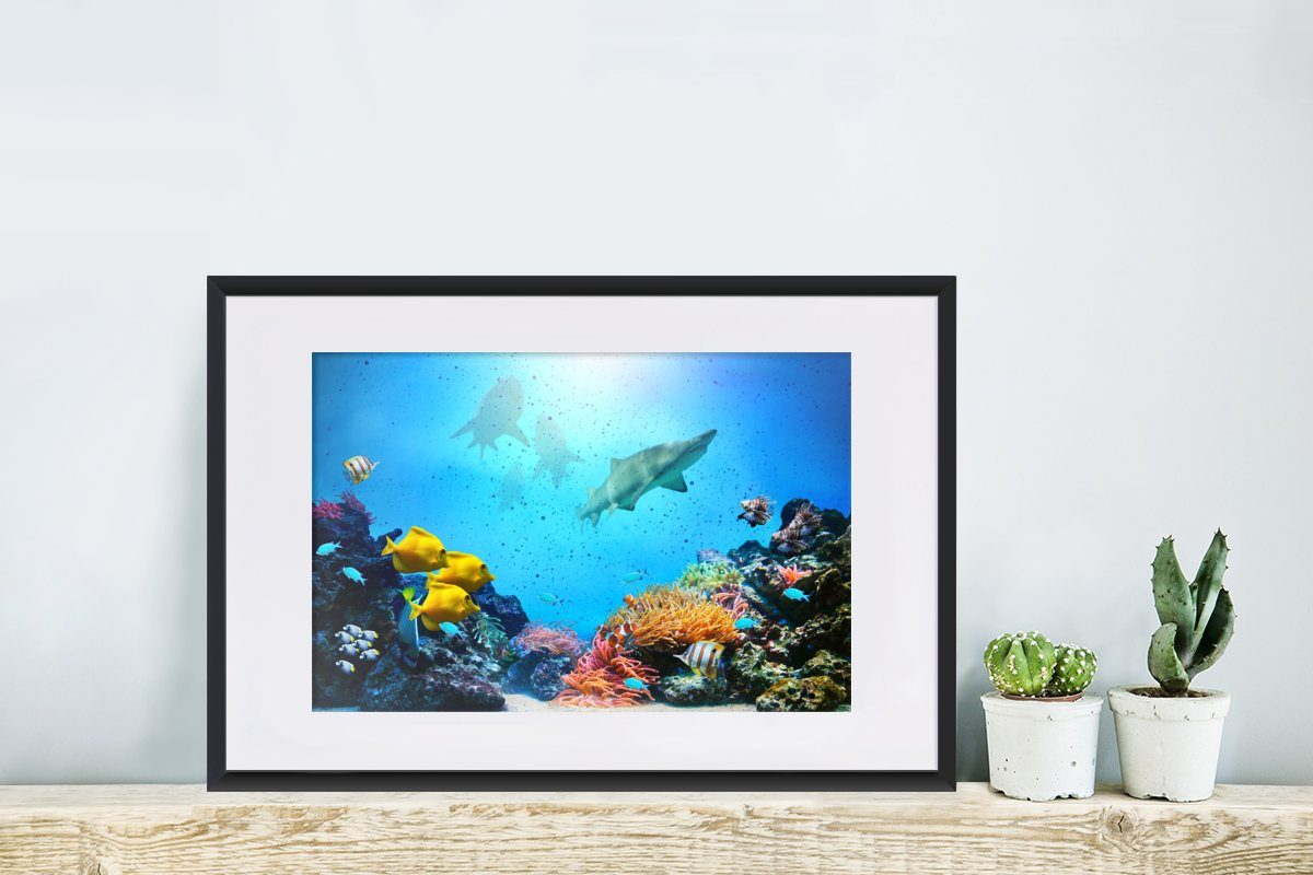 MuchoWow Poster Meer mit Bilderrahmen Poster, - Korallen, (1 Fische Gerahmtes St), Schwarzem Kunstdruck, - Rahmen