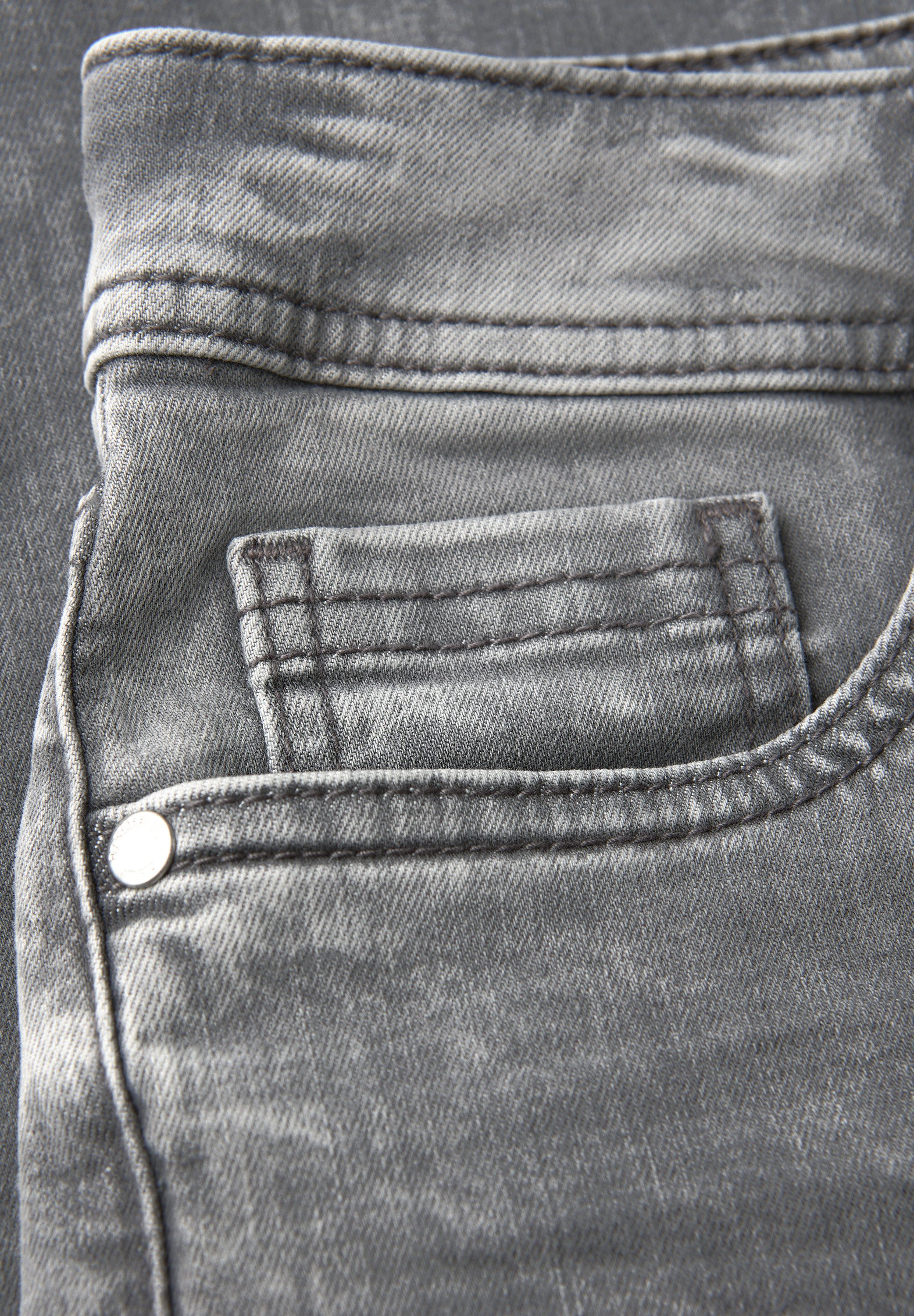 STREET ONE Comfort-fit-Jeans Middle Waist