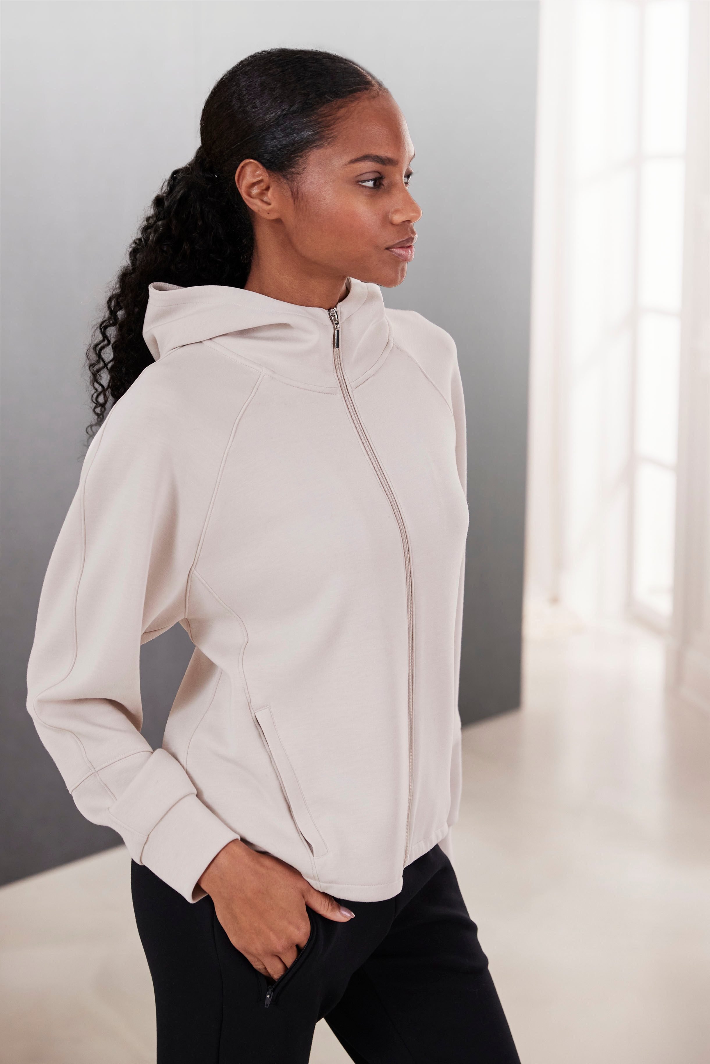 French Connection Sweatjacke - Loungejacke - Relaxjacke mit seitlichen Reißverschlusstasche, Loungewear