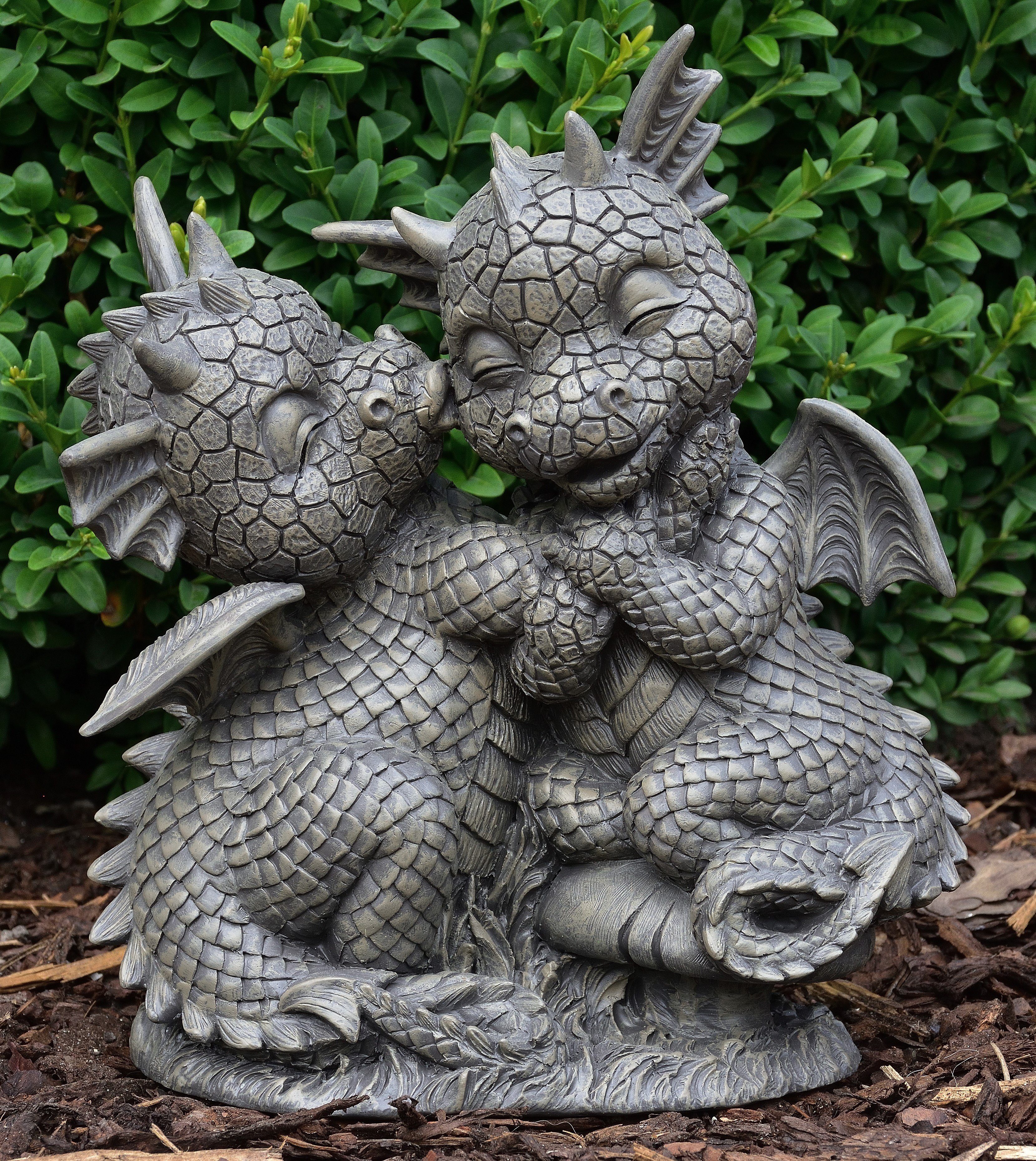MystiCalls Gartenfigur Gartendrache "First Love" - Gartenfigur Garten Dekoration Drache | Figuren