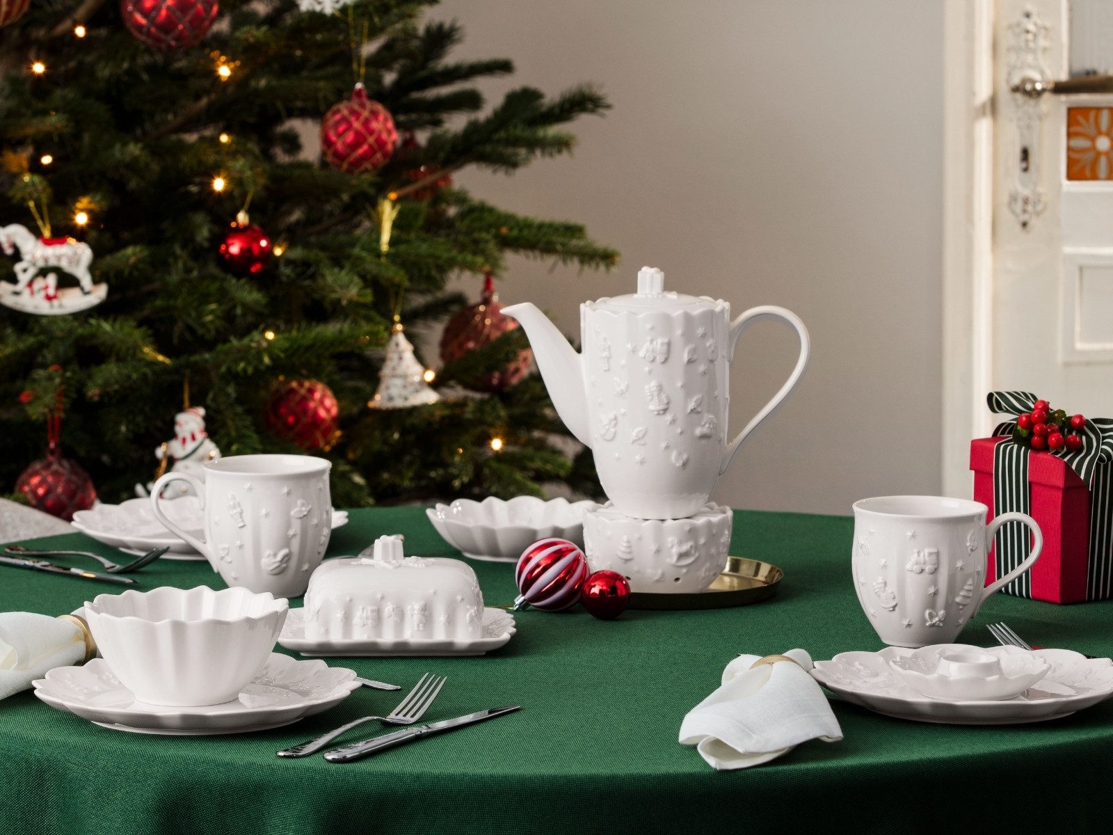 Villeroy & Boch Butterdose Toy's Delight Royal Classic Butterdose weiß 19cm, Premium Porcelain – Bild 5 von 5