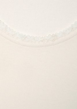 LASCANA T-Shirt (1-tlg) mit Spitze am Ausschnitt