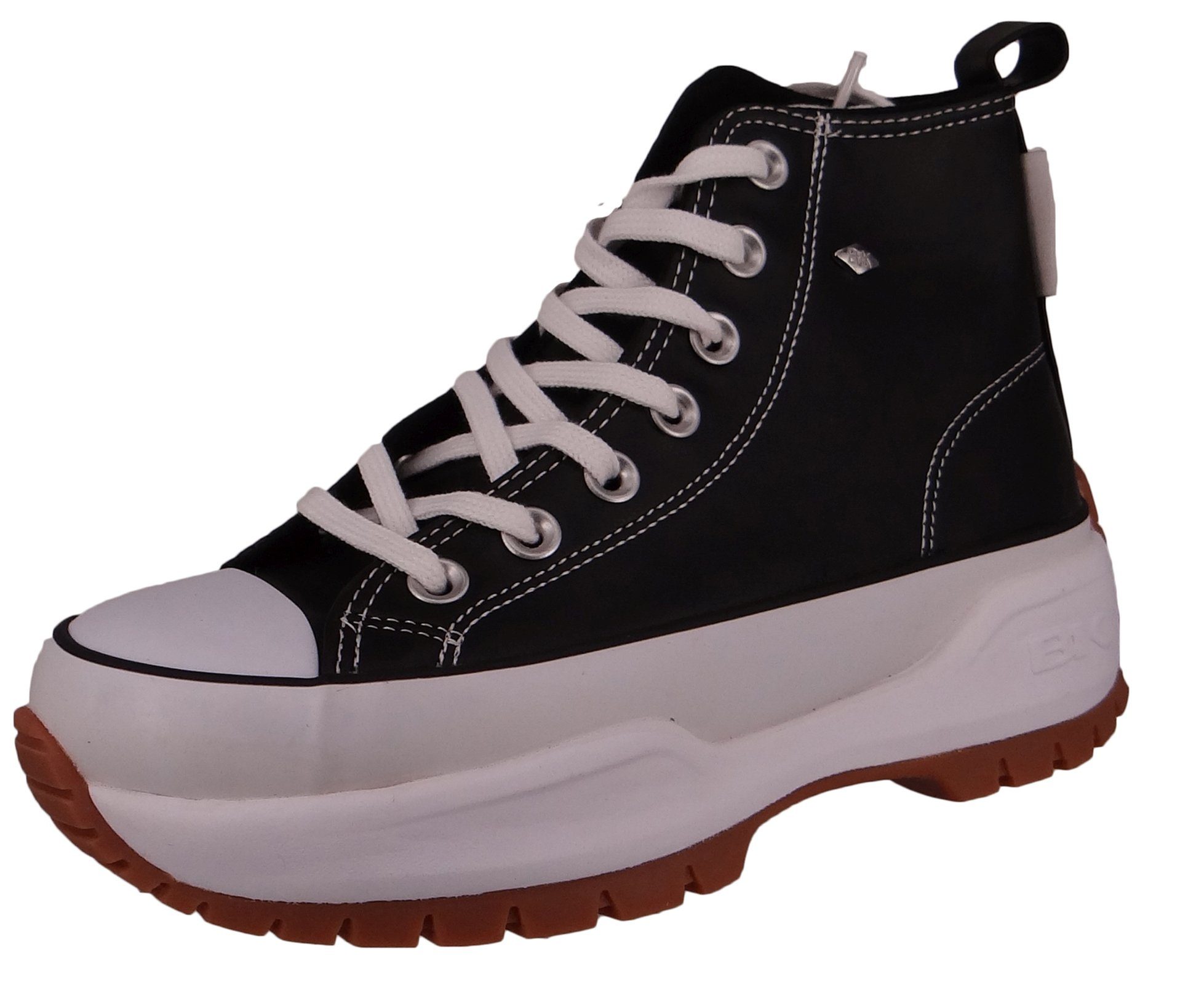 B49-3735 02 Black Sneaker