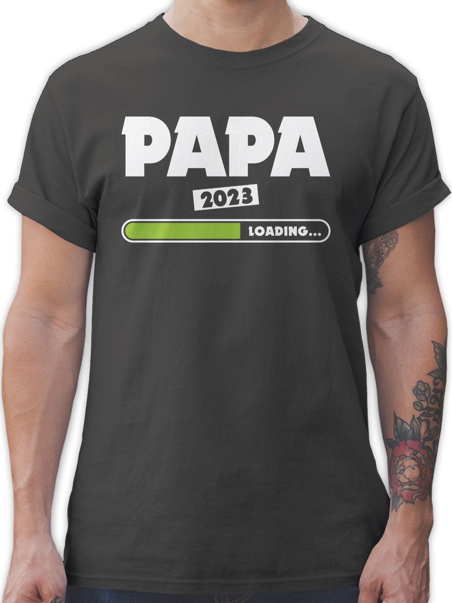 Shirtracer T-Shirt Papa loading 2023 grün Vatertag Geschenk für Papa 03 Dunkelgrau
