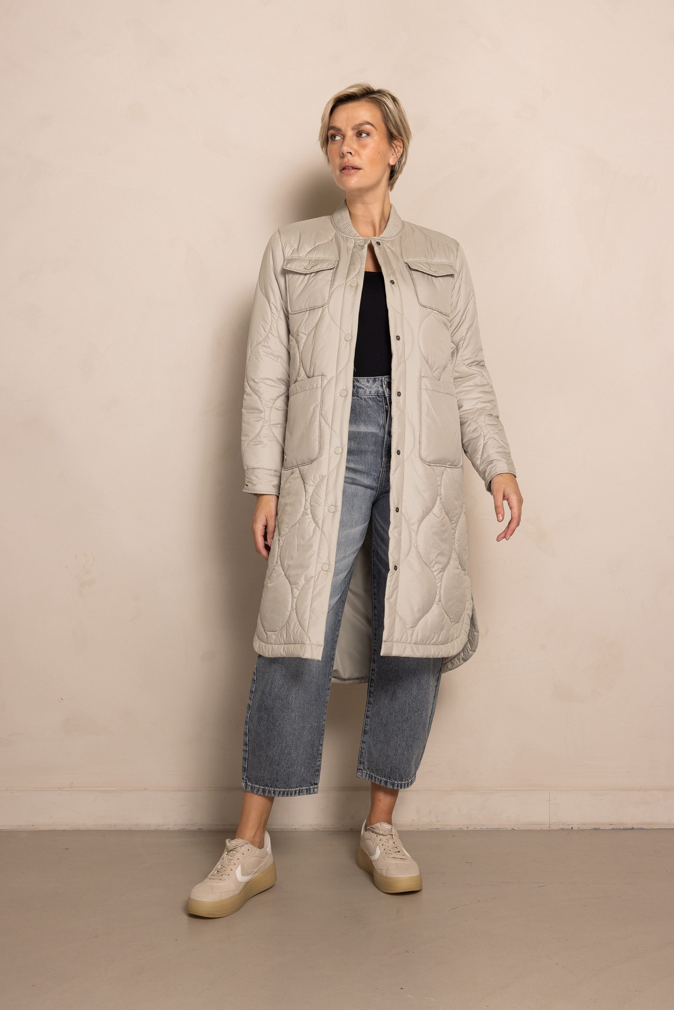 Zhrill Steppmantel ZHTARA mit leichter Steppung und Knopfleiste günstig online kaufen