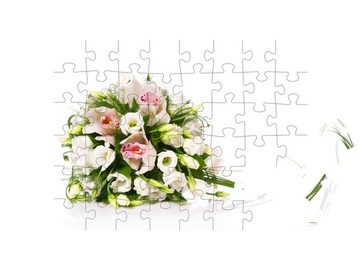 puzzleYOU Puzzle Blumenstrauß, weißer Hintergrund, 48 Puzzleteile, puzzleYOU-Kollektionen Blumensträuße, Blumen & Pflanzen