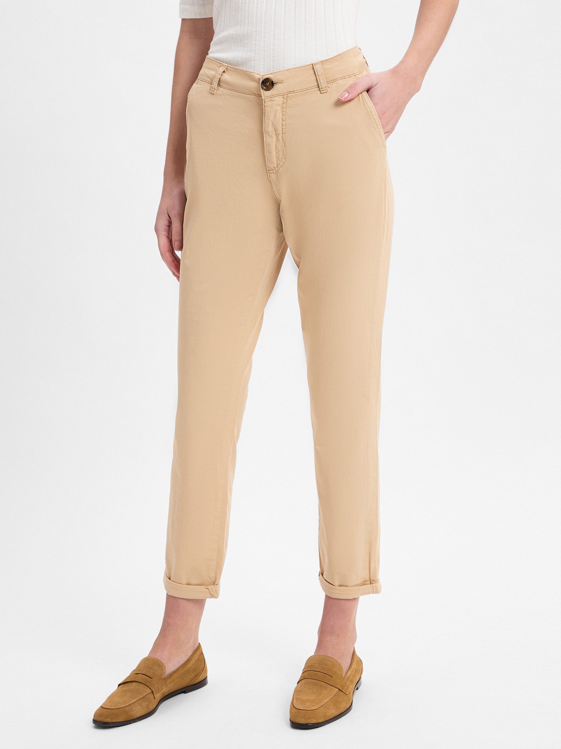 Chinos