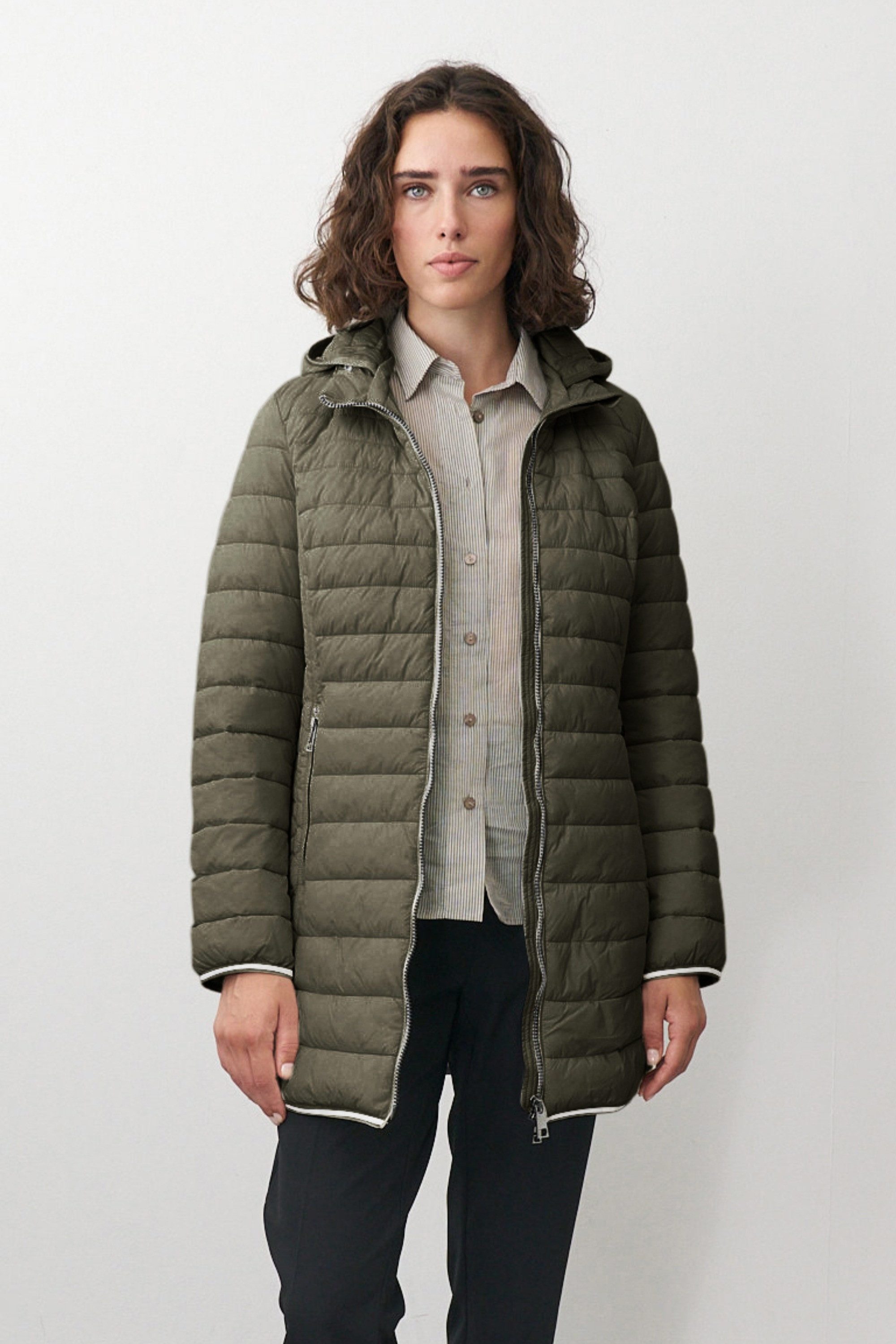 Barbara Lebek Steppjacke auch als Übergangsjacke für Damen mit Kapuze