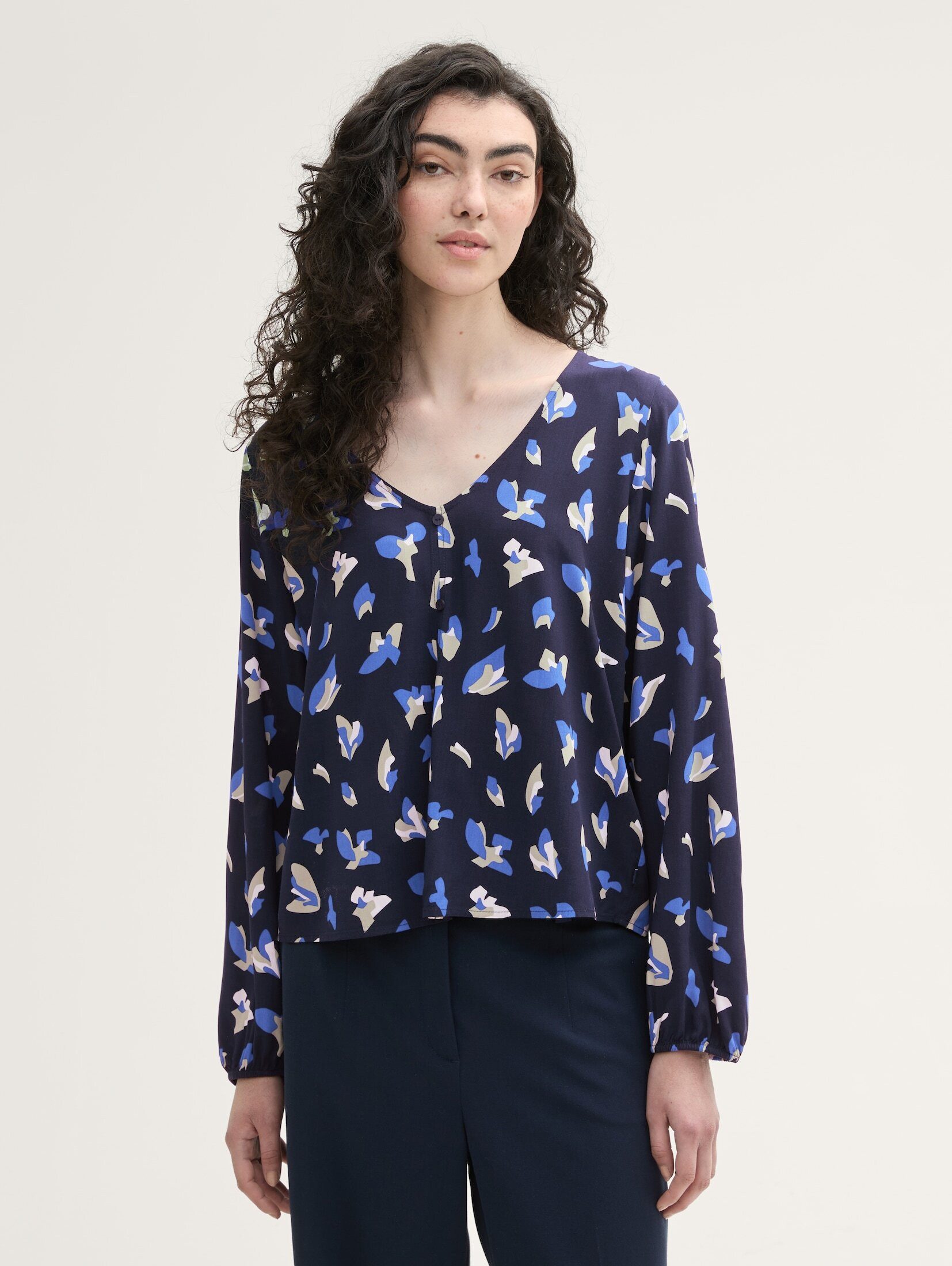 Langarmbluse Gemusterte Bluse mit LENZING™ EcoVero™