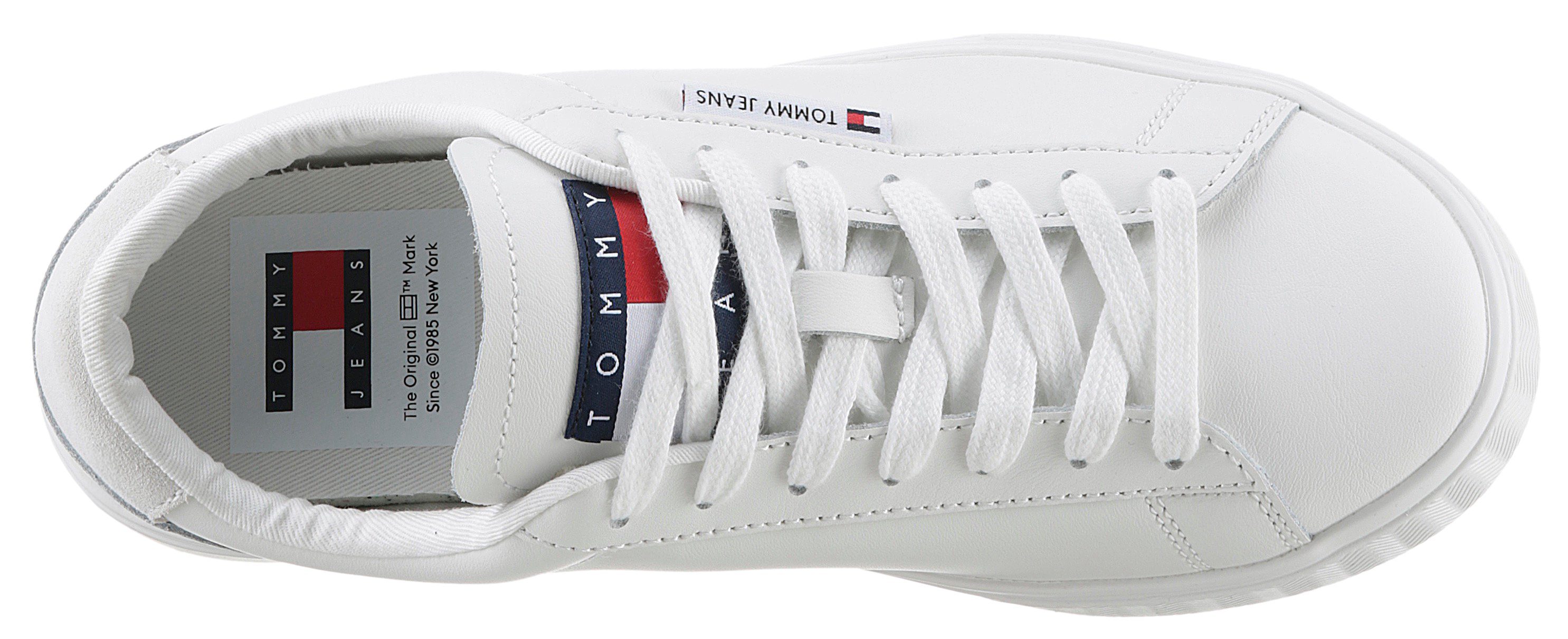 Tommy mit ESS Zunge Jeans TJW SNEAKER an ecru Logoaufnäher CUPSOLE Plateausneaker der