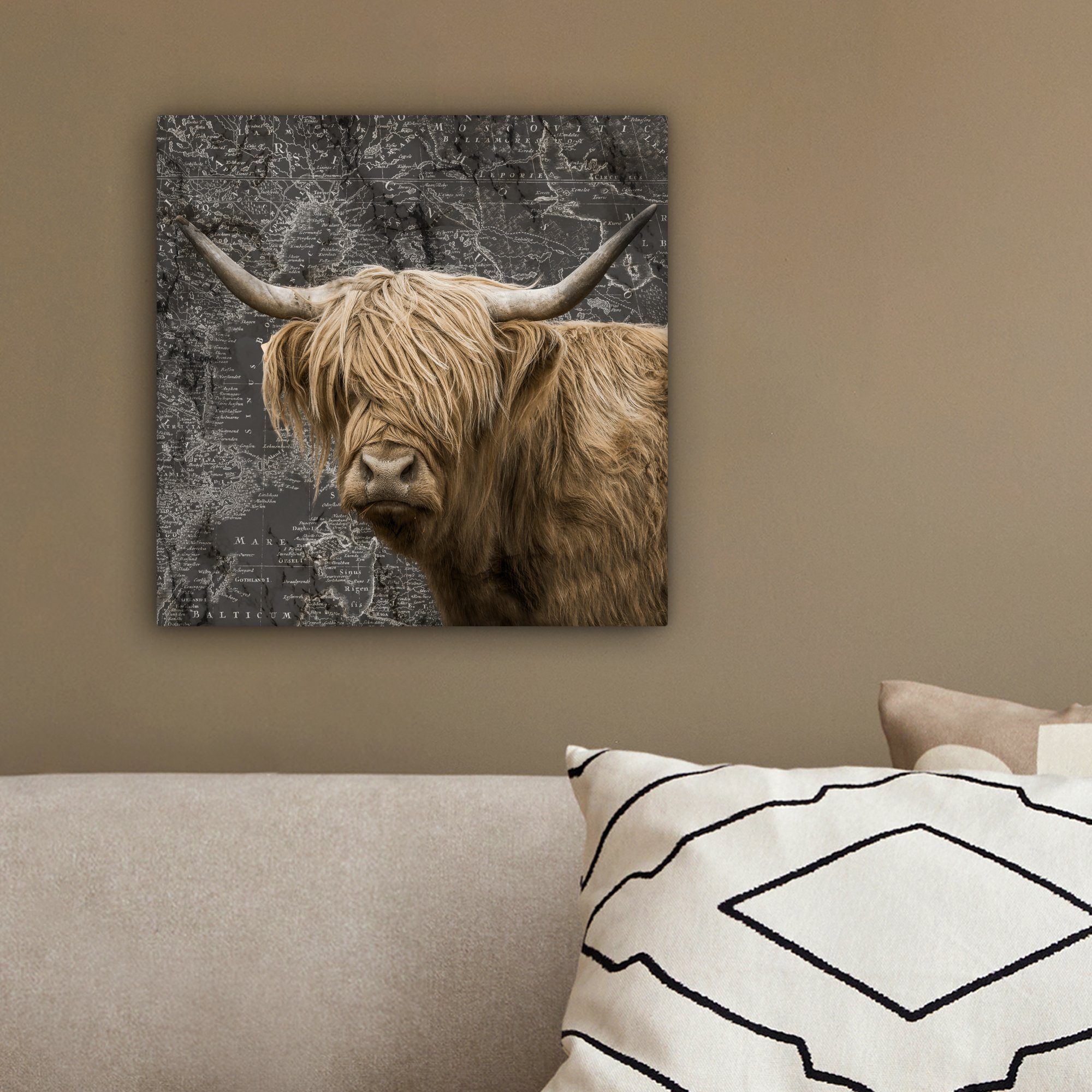 Wohnzimmer OneMillionCanvasses® Schlafzimmer, - (1 Weltkarte Tiere, Highlander Leinwandbild für 20x20 St), cm Leinwand Schottischer - Bilder