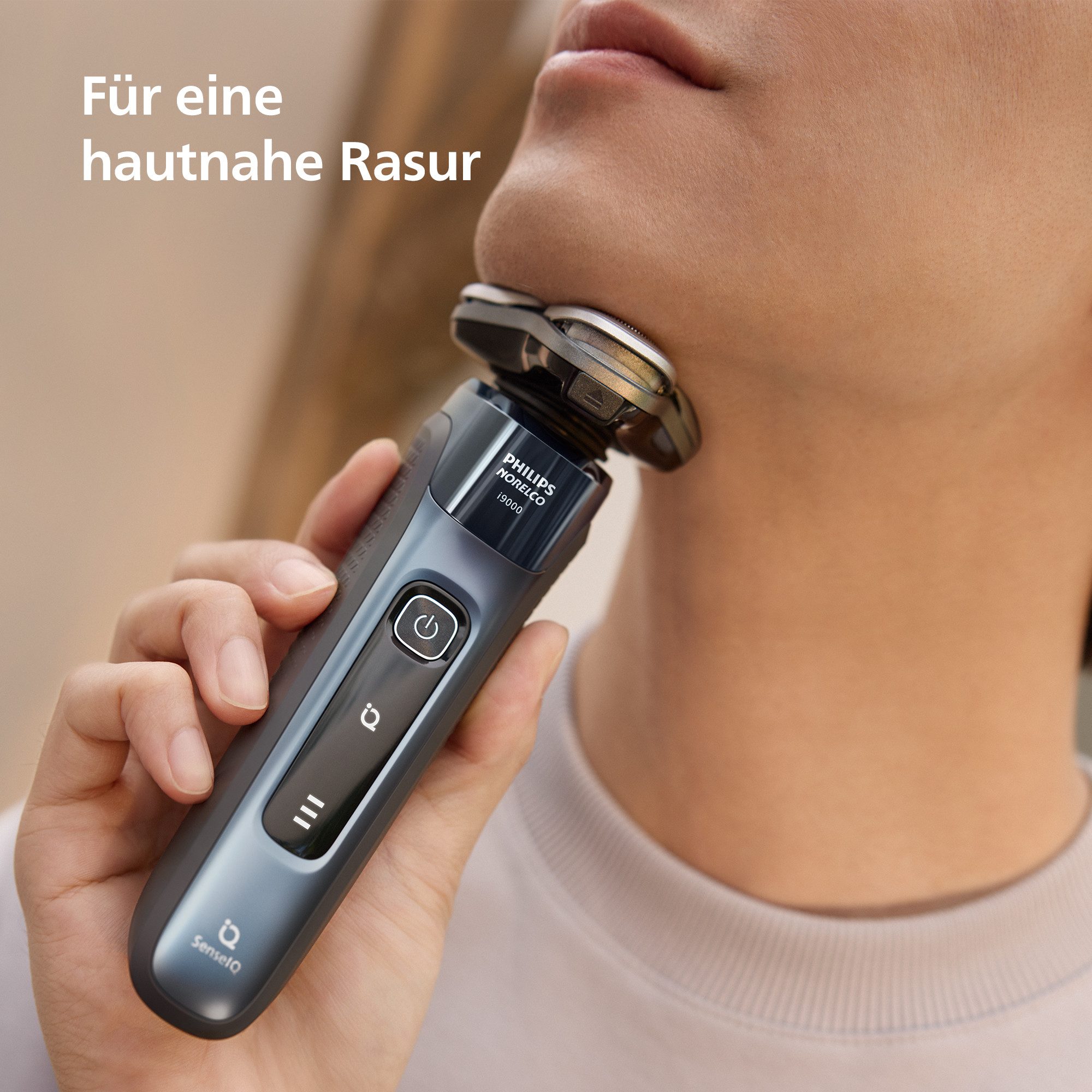 Philips Elektrorasierer Series i9000 X9001/10, integrierter Präzisionstrimmer, mit SkinIQ Technologie, inkl. Reiseetui