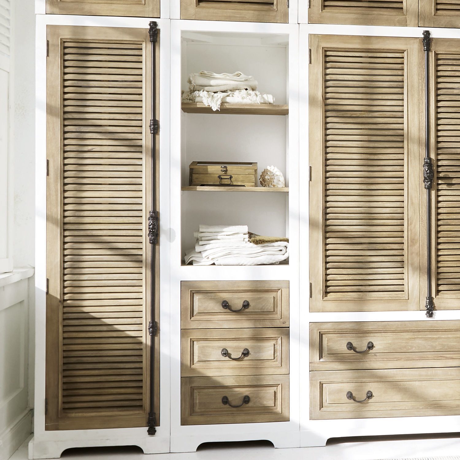 Mirabeau Kleiderschrank Schrank Degarmo braun