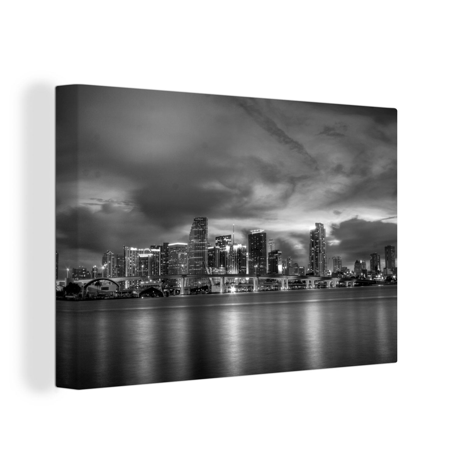 OneMillionCanvasses® Leinwandbild Die Skyline des berühmten Miami bei Nacht von Watson Island aus -, (1 St), Wandbild Leinwandbilder, Aufhängefertig, Wanddeko, 30x20 cm | Leinwandbilder