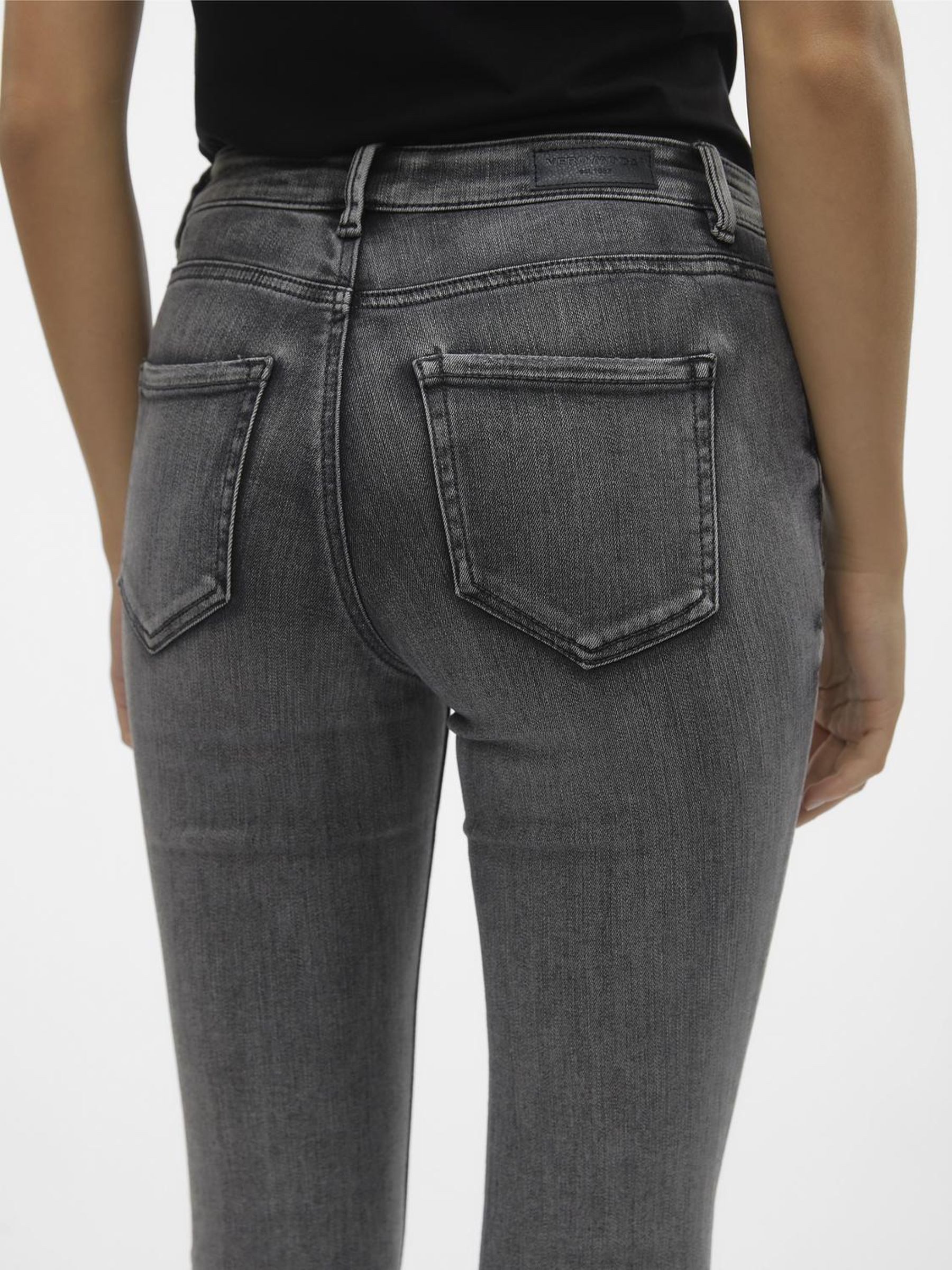 Vero Moda Bootcut-Jeans VMFLASH MR FLARED JEANS LI213 GA NOOS Baumwollmischung mit Stretch, regular waist, bootcut fit