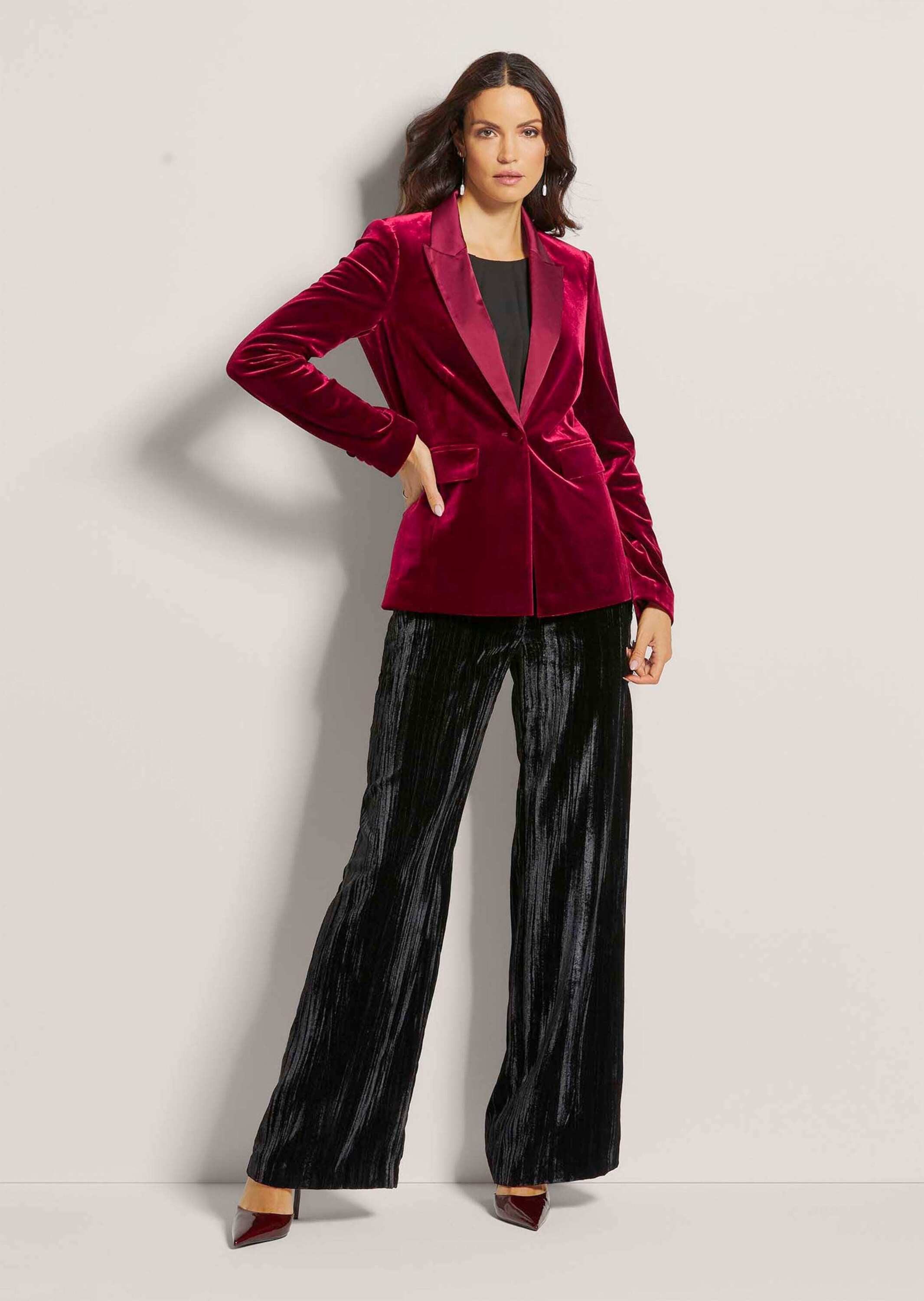 MADELEINE Kurzblazer Samtblazer mit Reverskragen Blazer mit Satin-Reverskra günstig online kaufen