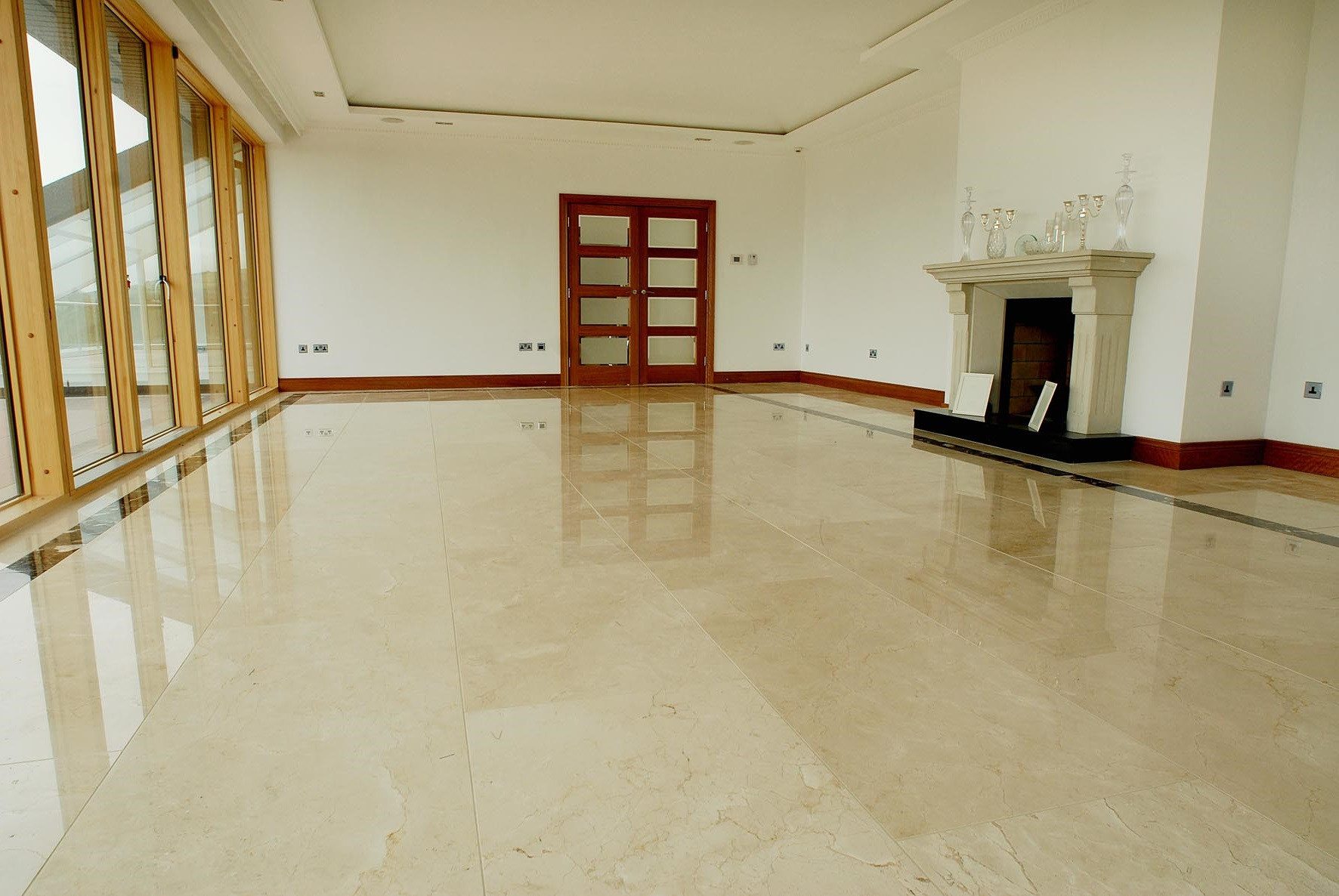 Xlmoebel Bodenfliese Marmor-Natursteinboden in Crema für elegante Wohnräume, Marmor, Crema Marfil, Marmor Crema Marfil 30 m², Hergestellt in Europa