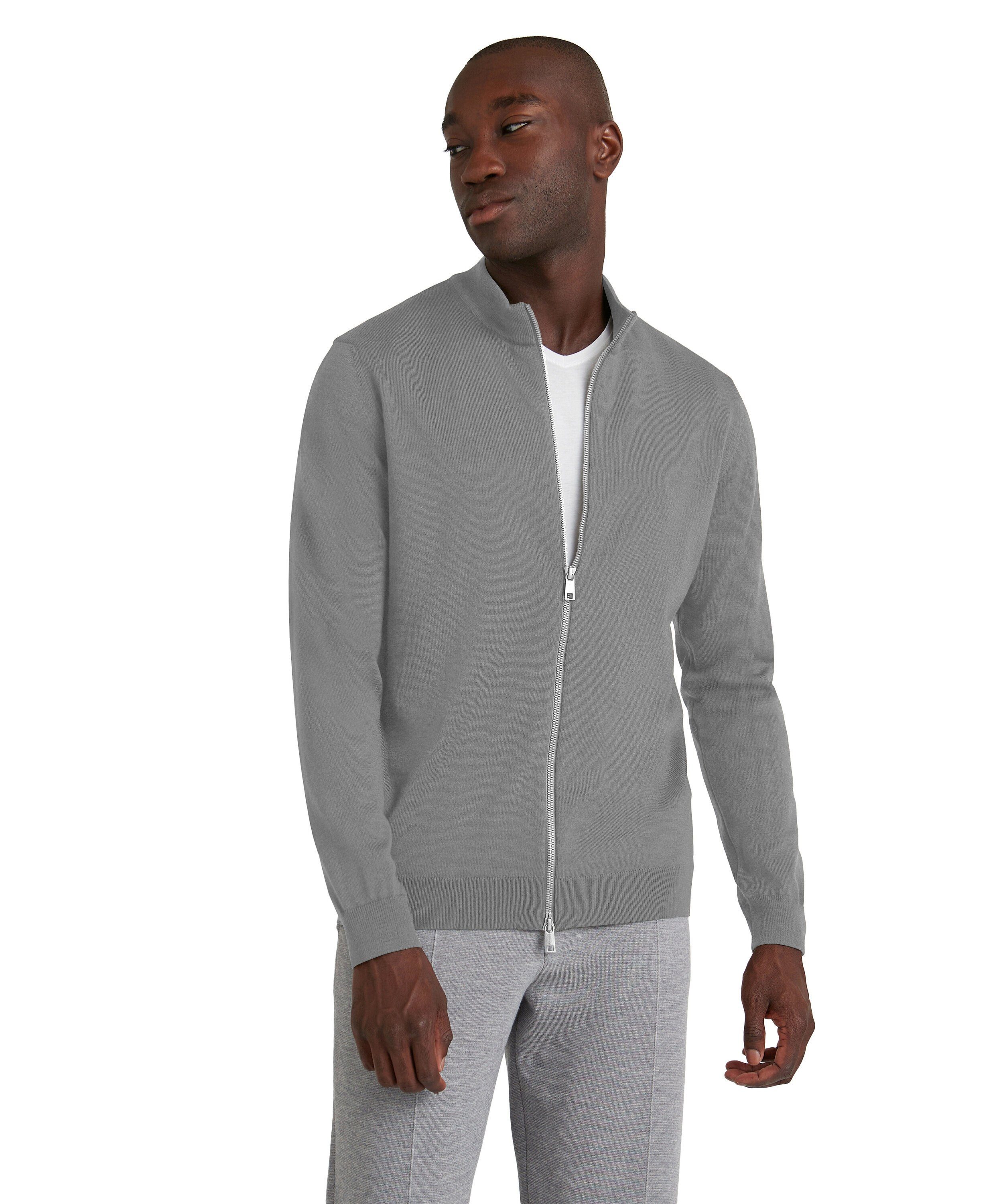 light grey (3400)