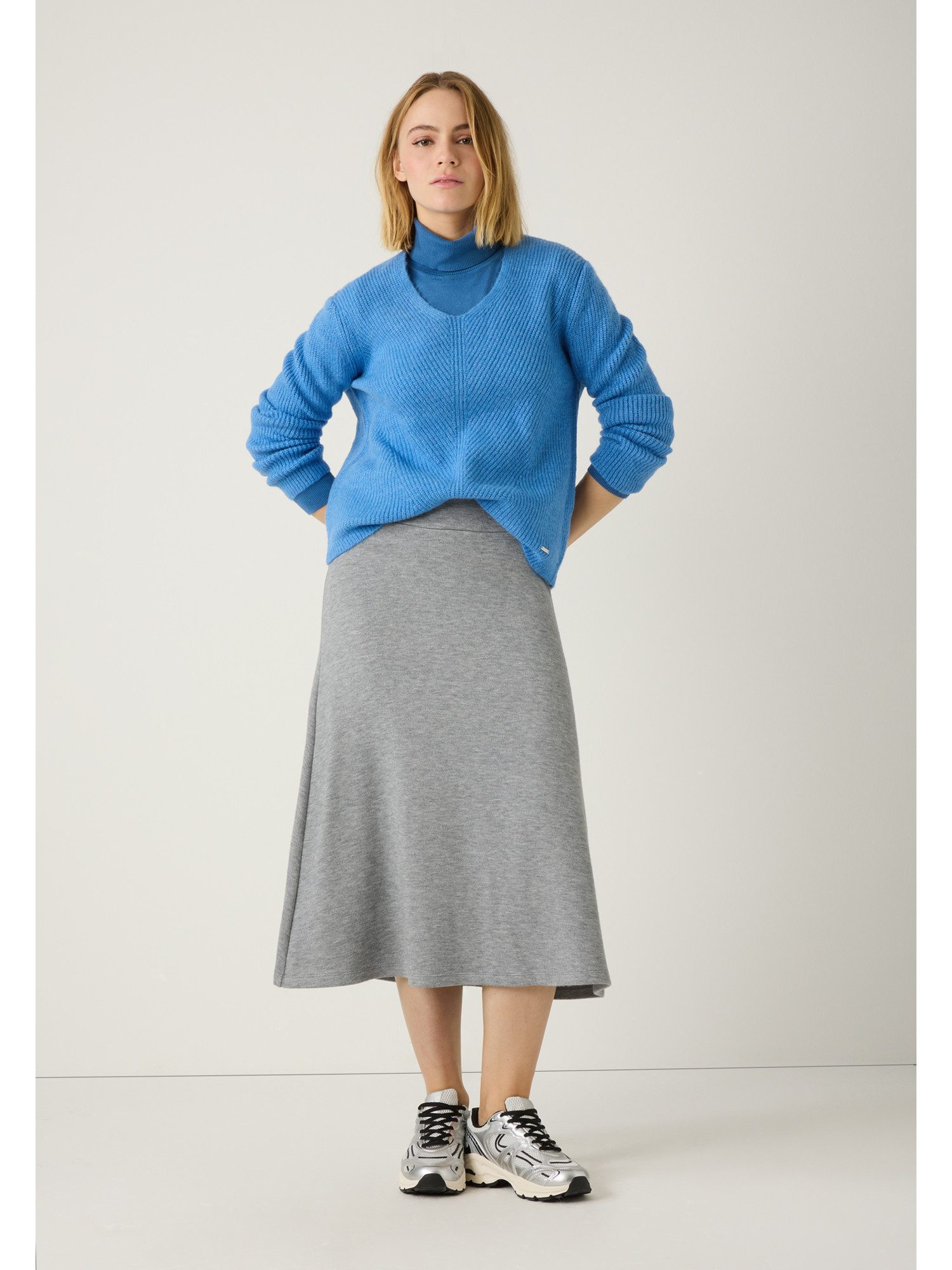 MORE&MORE Rundhalspullover Rippstrickpullover mit V-Ausschnitt günstig online kaufen