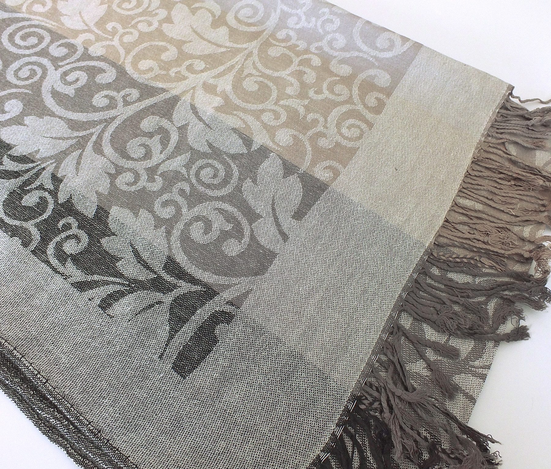 chic4home Schal Dreamy Flair, (1-St. 1-teilig), Damen Schal Stola eleganter Longschal florale Motive