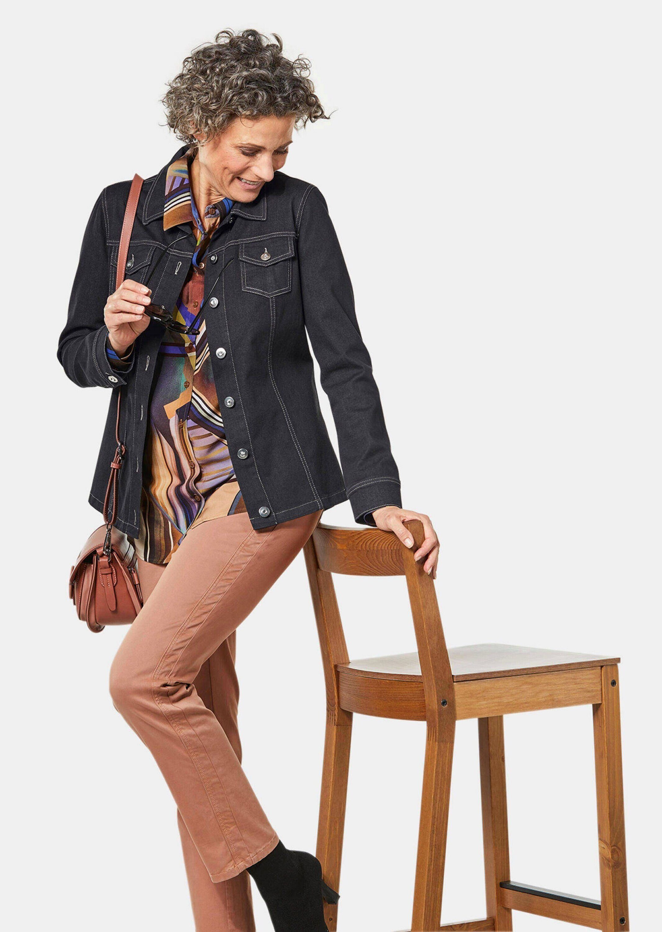 GOLDNER Outdoorjacke Kurzgröße: Zeitlose Jeansjacke aus Baumwolle Unifarbenes Design mit klassischem Hemdkragen und modernem Bund