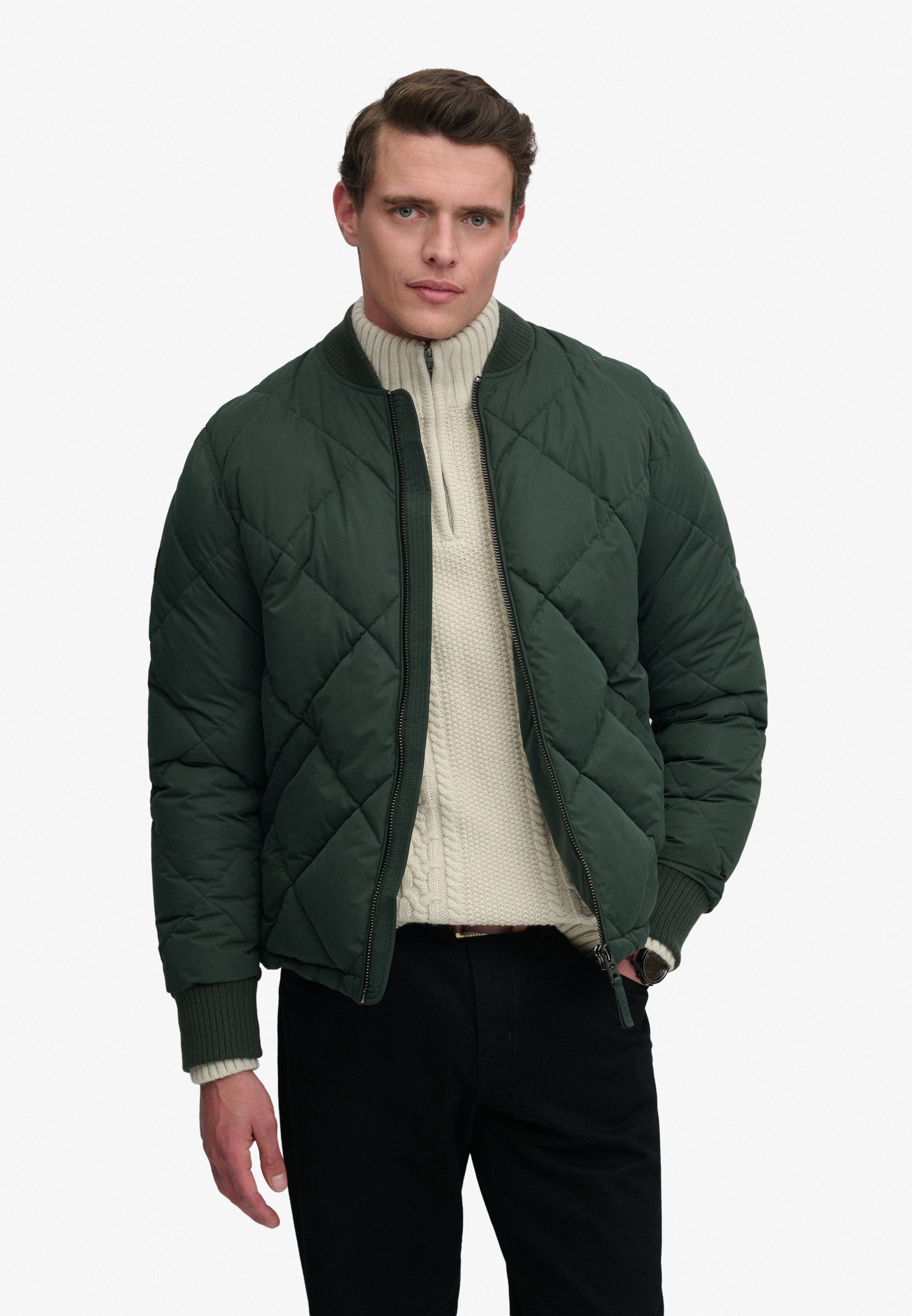 Superdry Steppjacke DIAMOND QUILT JACKET Regular Fit, mit Reißverschluss, aus Polyester und Kunstfaser