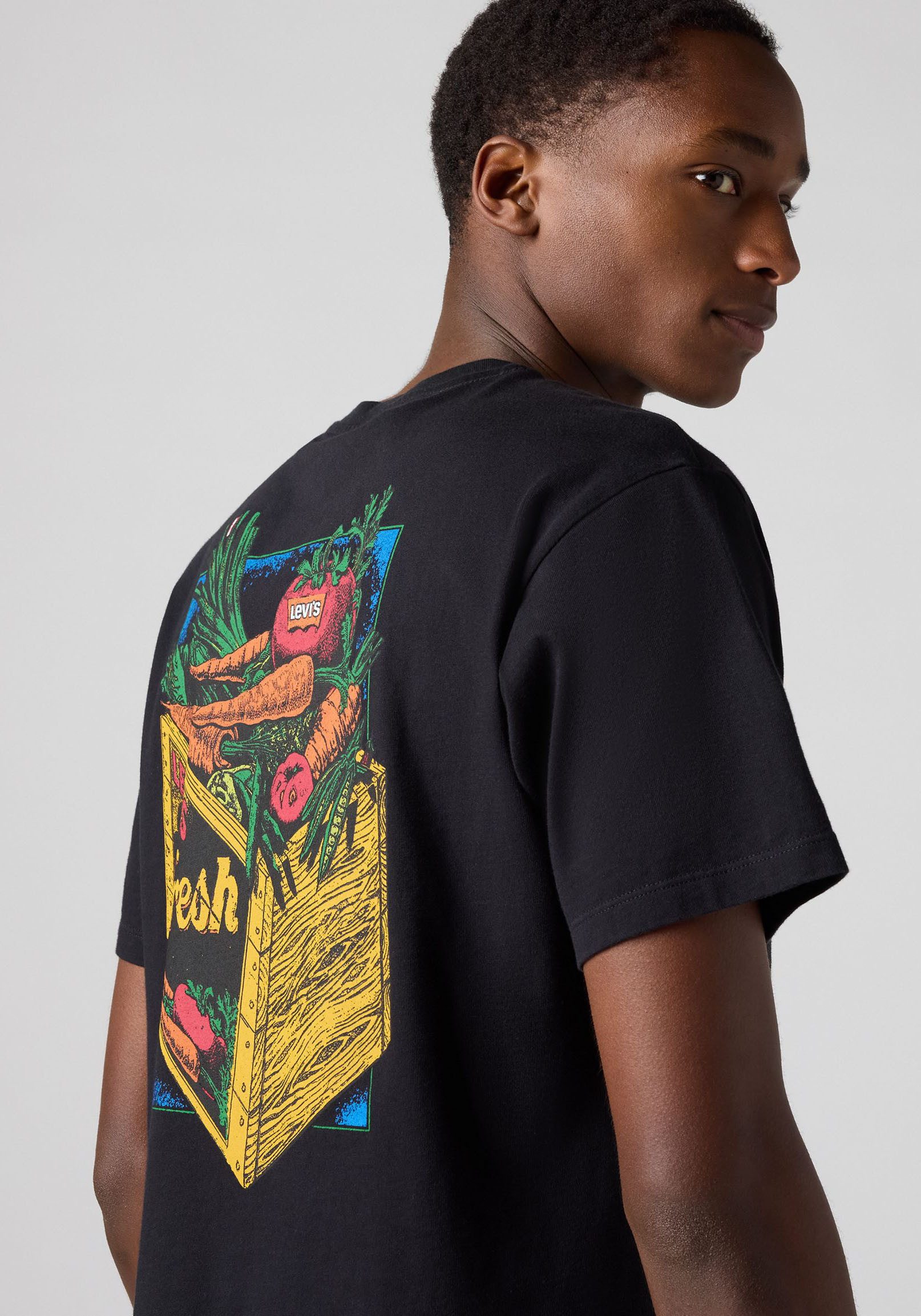 Levi's® T-Shirt SEVINTAGE mit Logo-Aufnäher auf der Brust