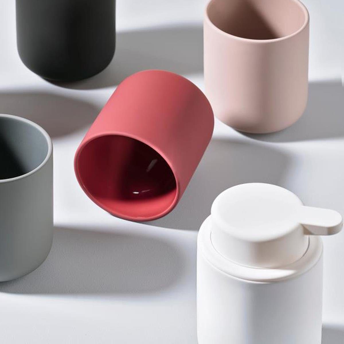 Zone Denmark Seifenspender ZONE Seifenpumpe UME Weiß, Keramik mit Soft-Touch, (Stück)