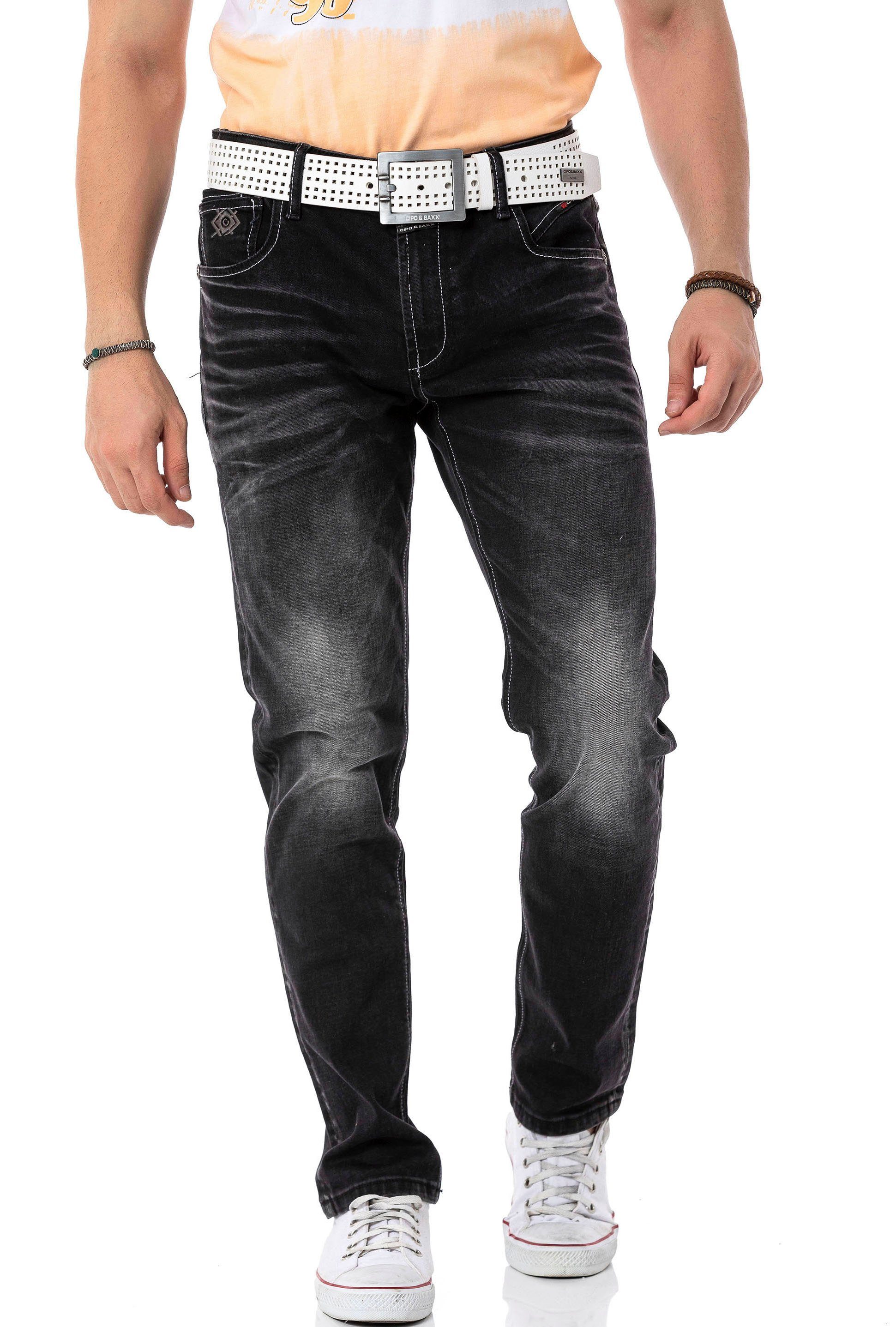 Heiße Verkaufszahlen im Versandhandel Cipo & Baxx Regular-fit-Jeans