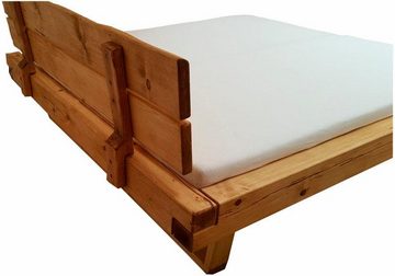 Home affaire Bettanlage Ultima, (Set, 3-St), 3tlg., aus Fichtenholz in Balken-Optik, aus 180 cm Bett, 2 Nachttische