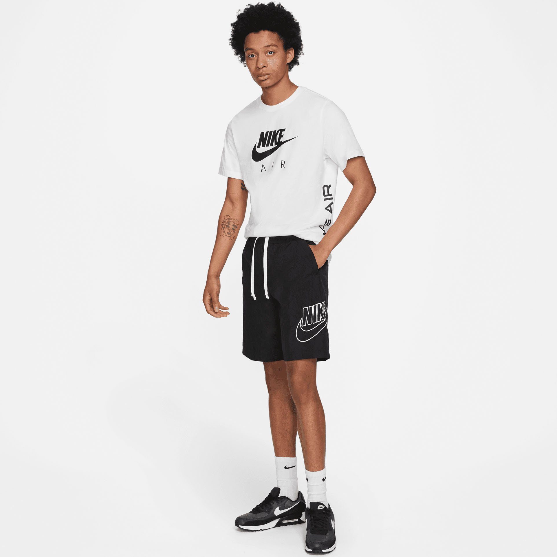 Nike Sportswear Shorts Alumni Men's Flow Woven schwarz Shorts